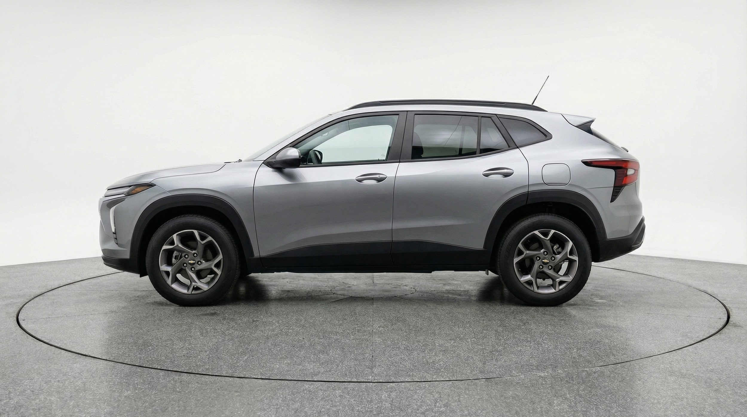 Thumbnail: 2025 Chevrolet Trax - 4