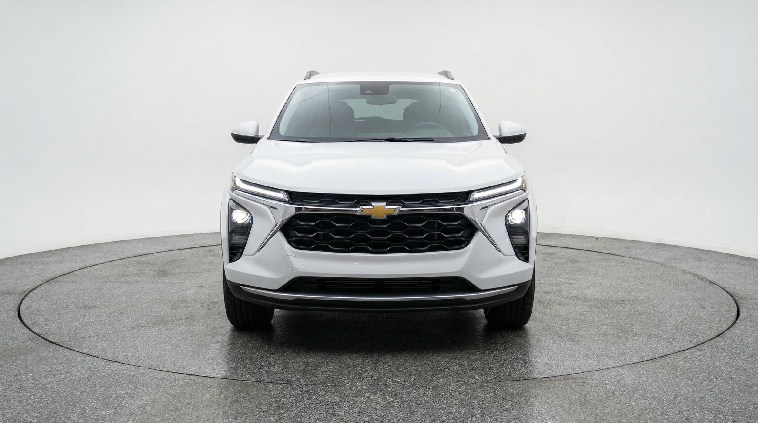 Thumbnail: 2025 Chevrolet Trax - 2