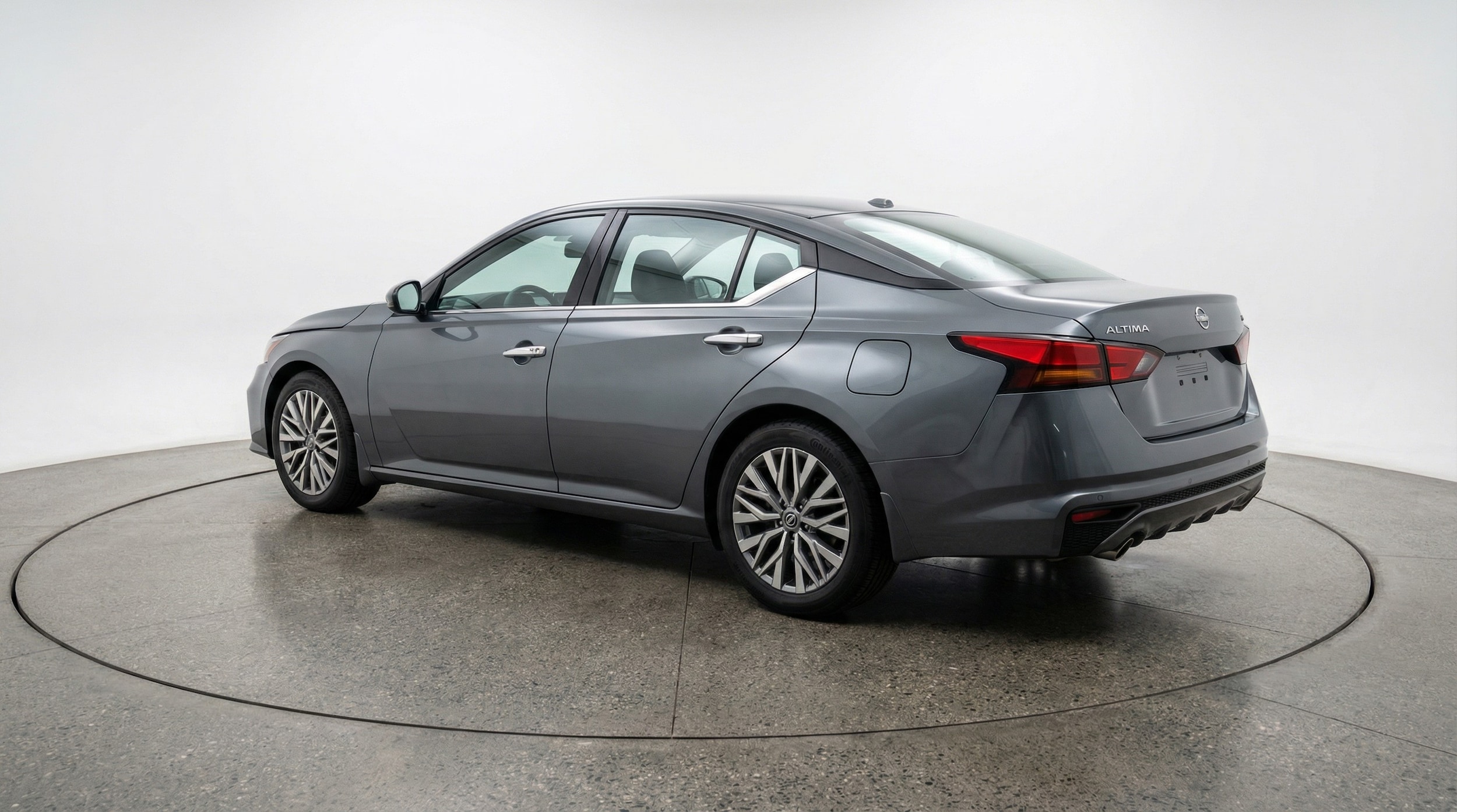 Thumbnail: 2025 Nissan Altima - 5