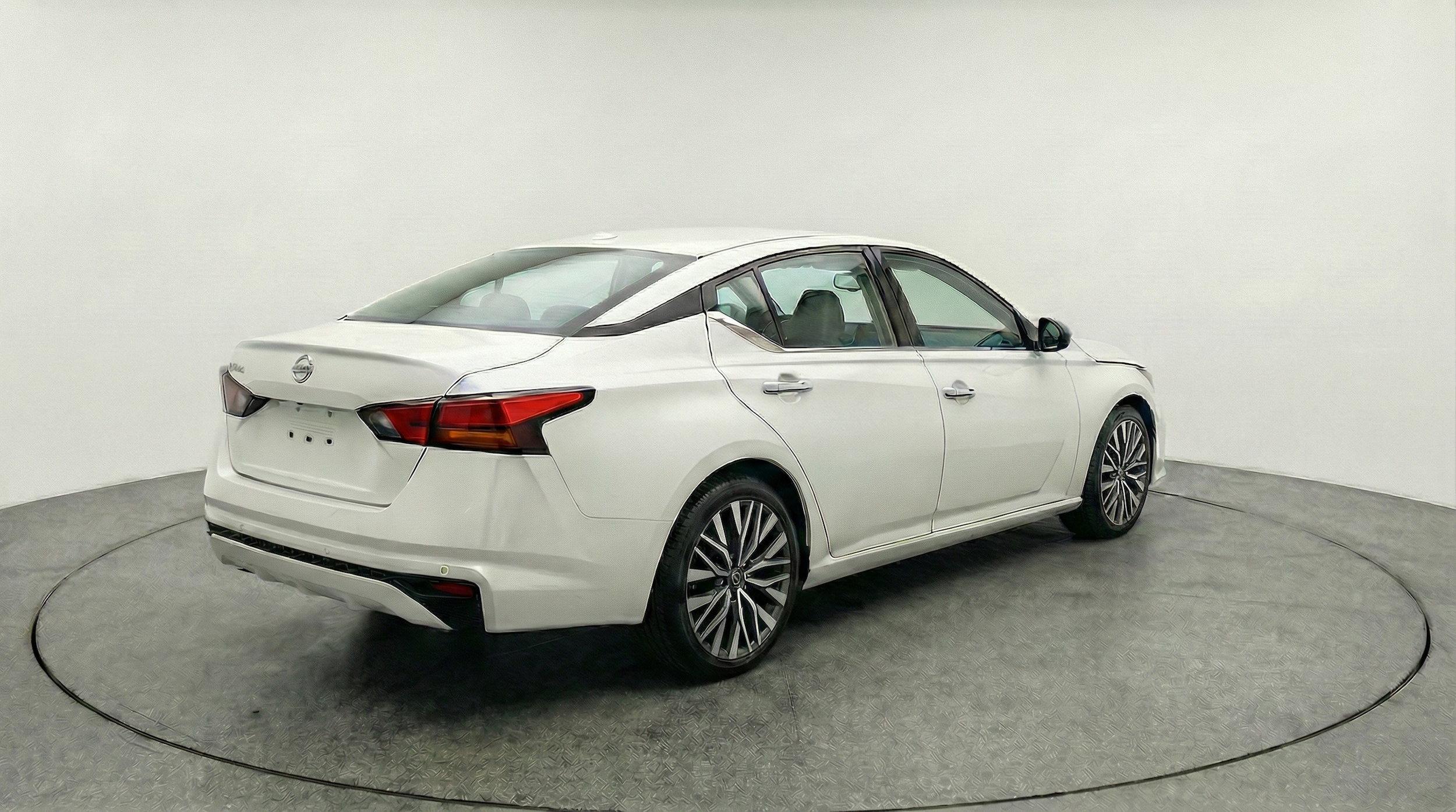 Thumbnail: 2025 Nissan Altima - 7