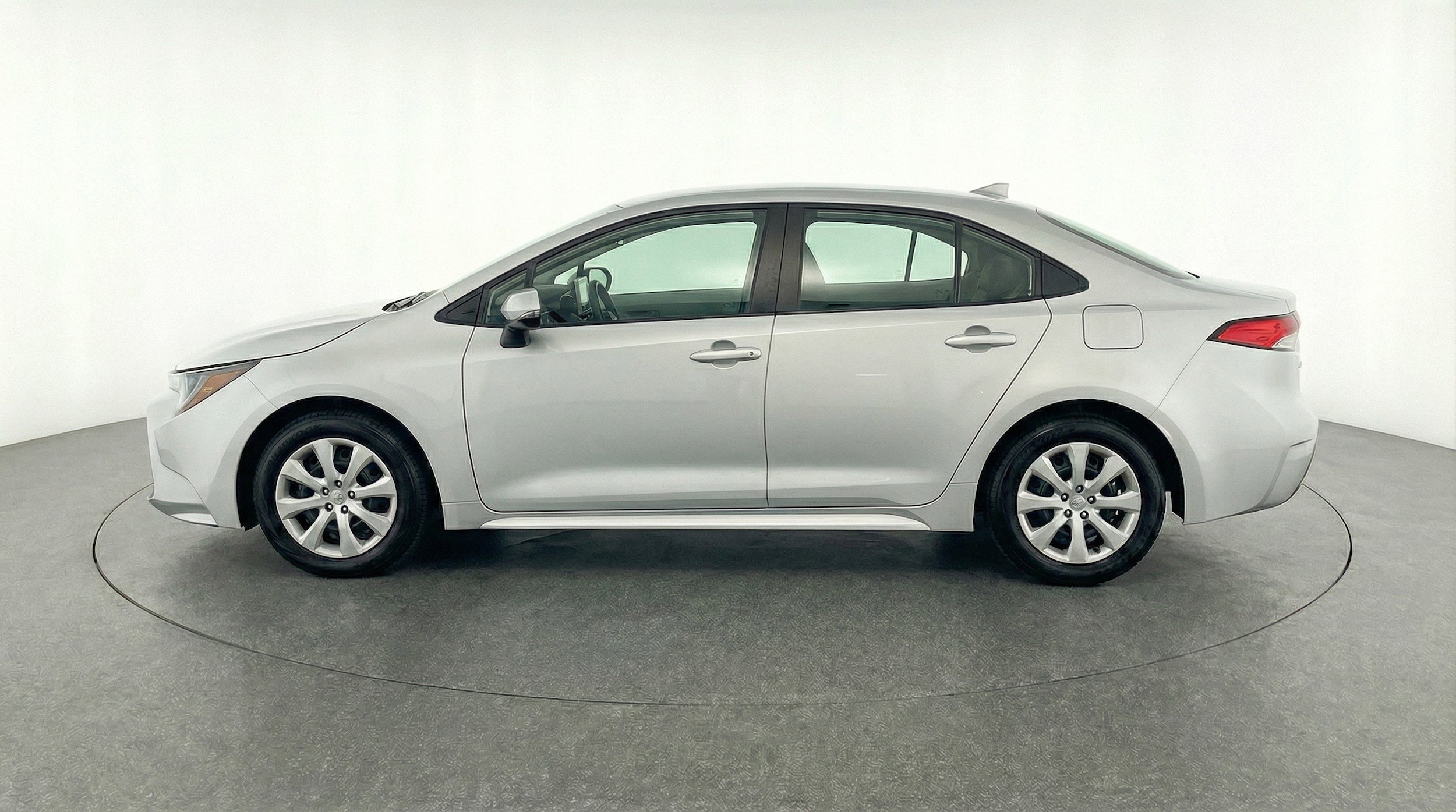 Thumbnail: 2025 Toyota Corolla - 5