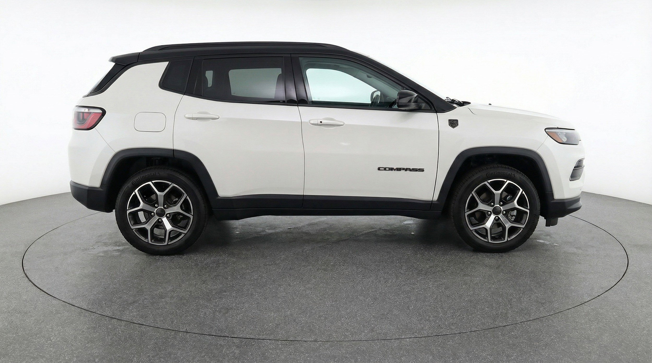 Thumbnail: 2025 Jeep Compass - 11