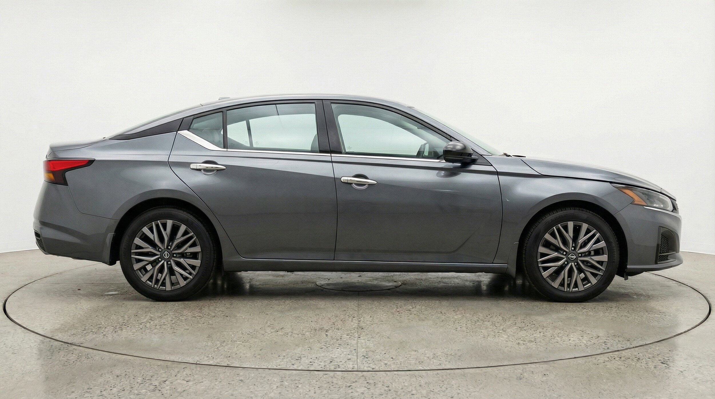 Thumbnail: 2025 Nissan Altima - 11