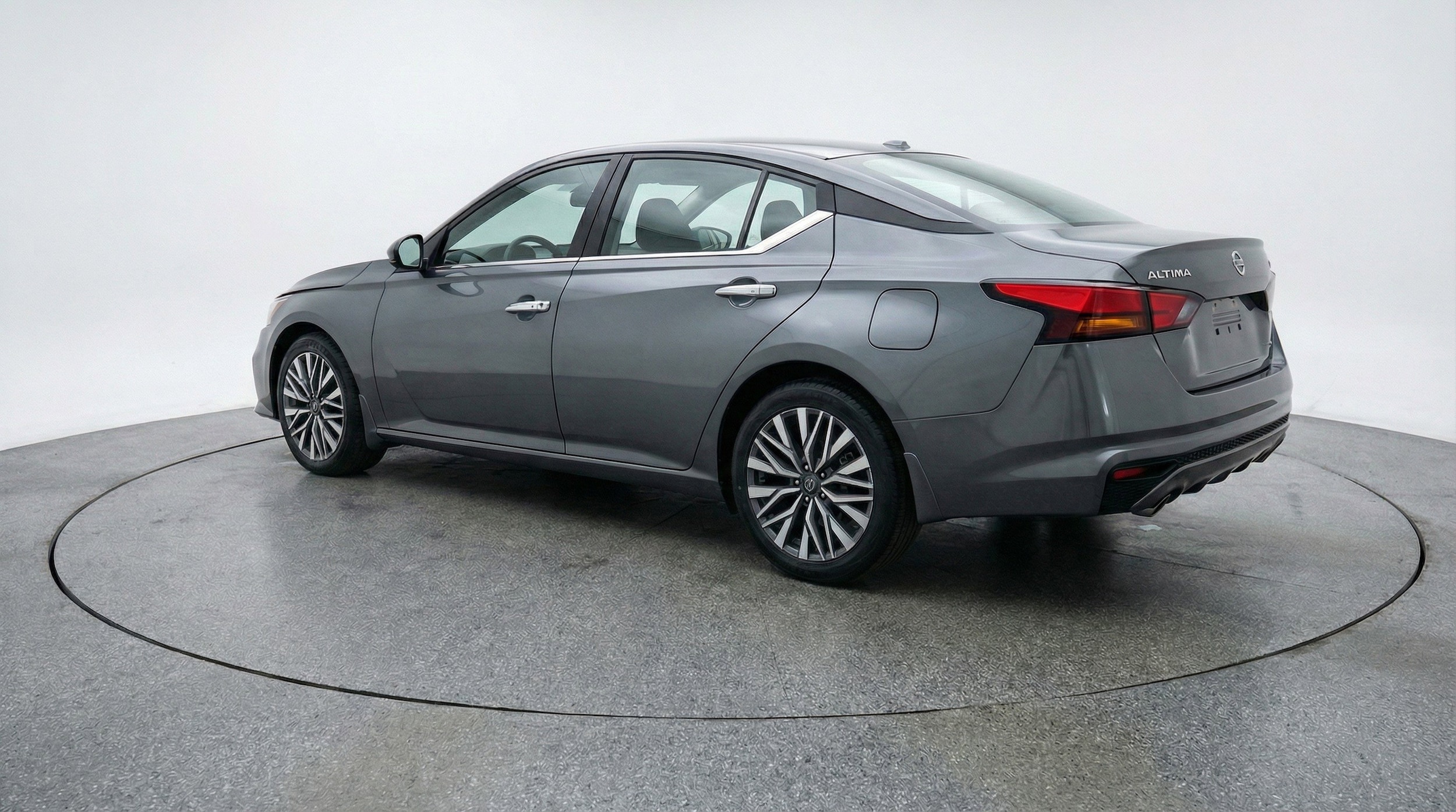 Thumbnail: 2025 Nissan Altima - 6