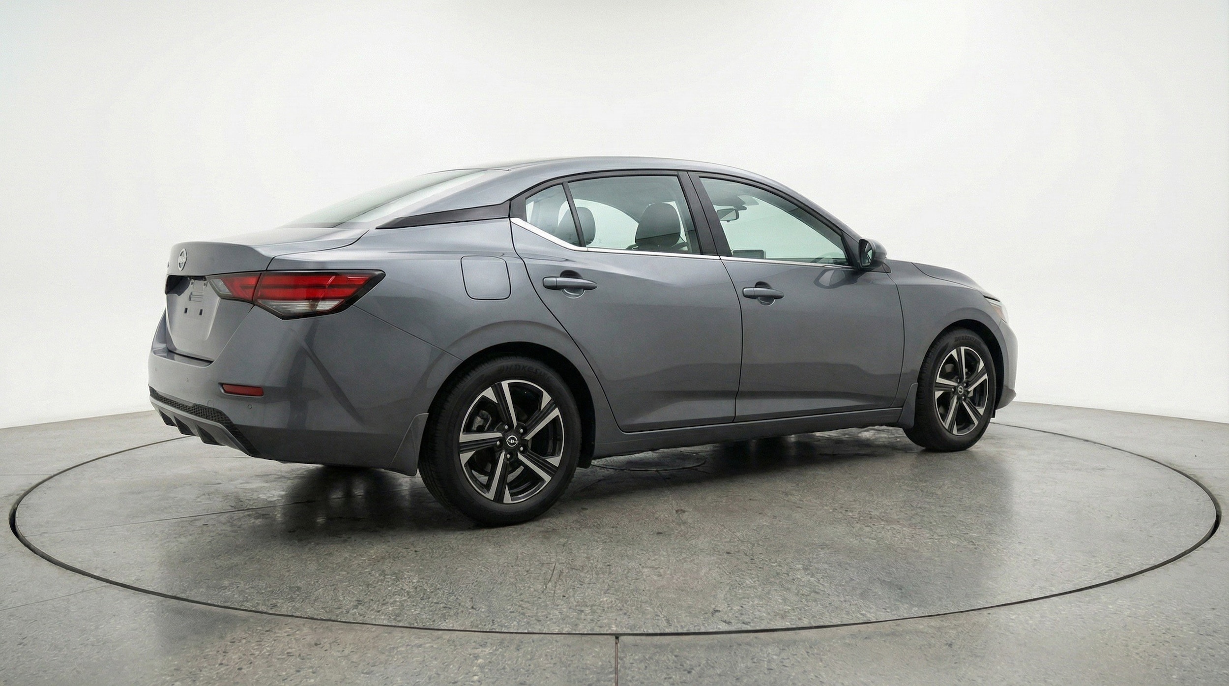 Thumbnail: 2025 Nissan Sentra - 9