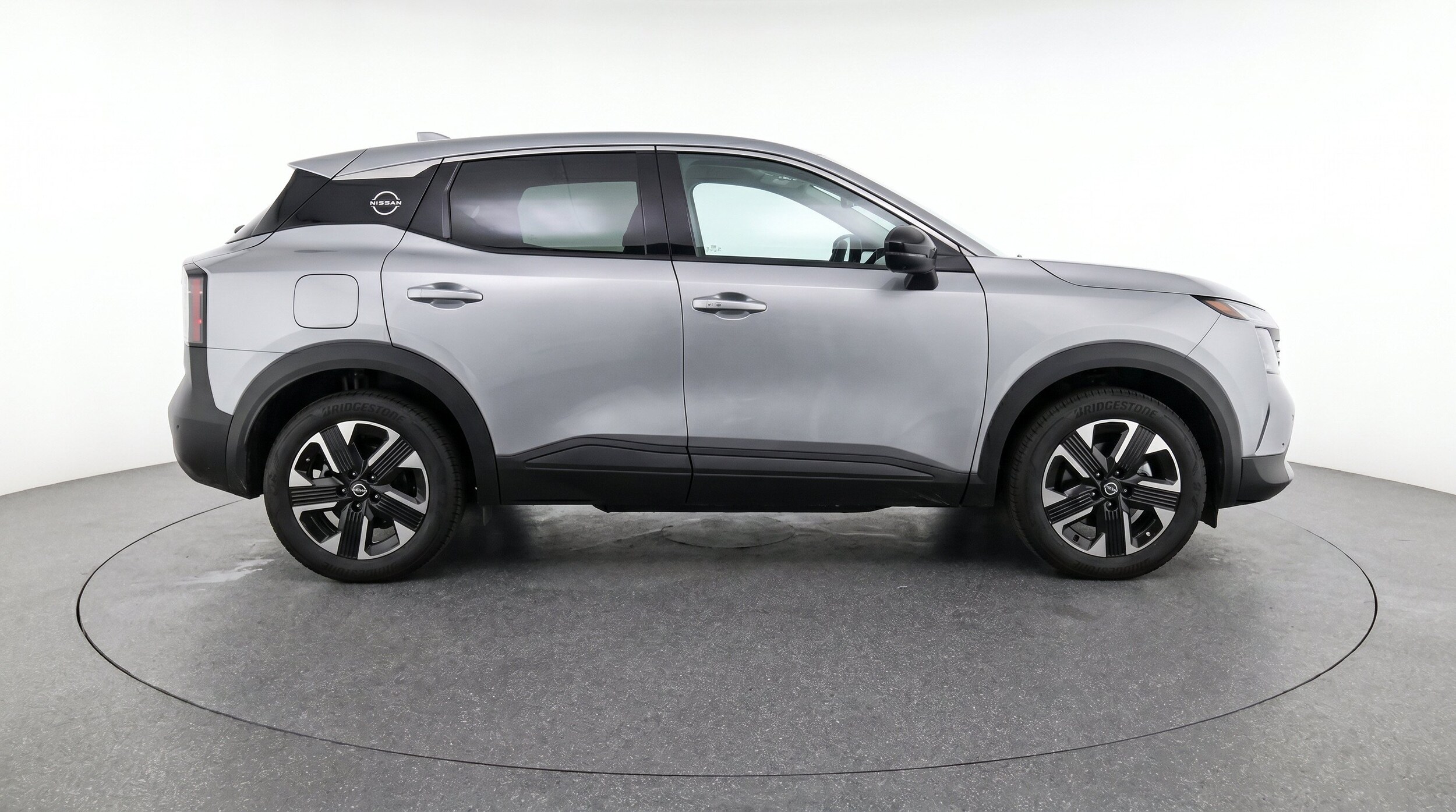 Thumbnail: 2026 Nissan Kicks - 11
