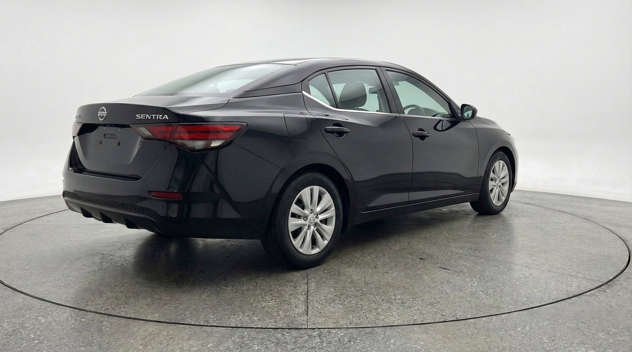 Thumbnail: 2025 Nissan Sentra - 9