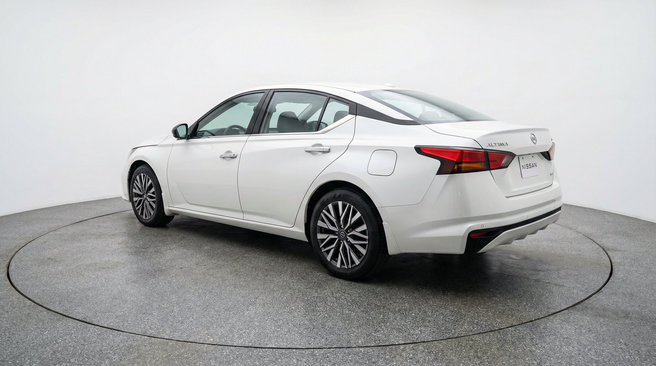 Thumbnail: 2025 Nissan Altima - 6