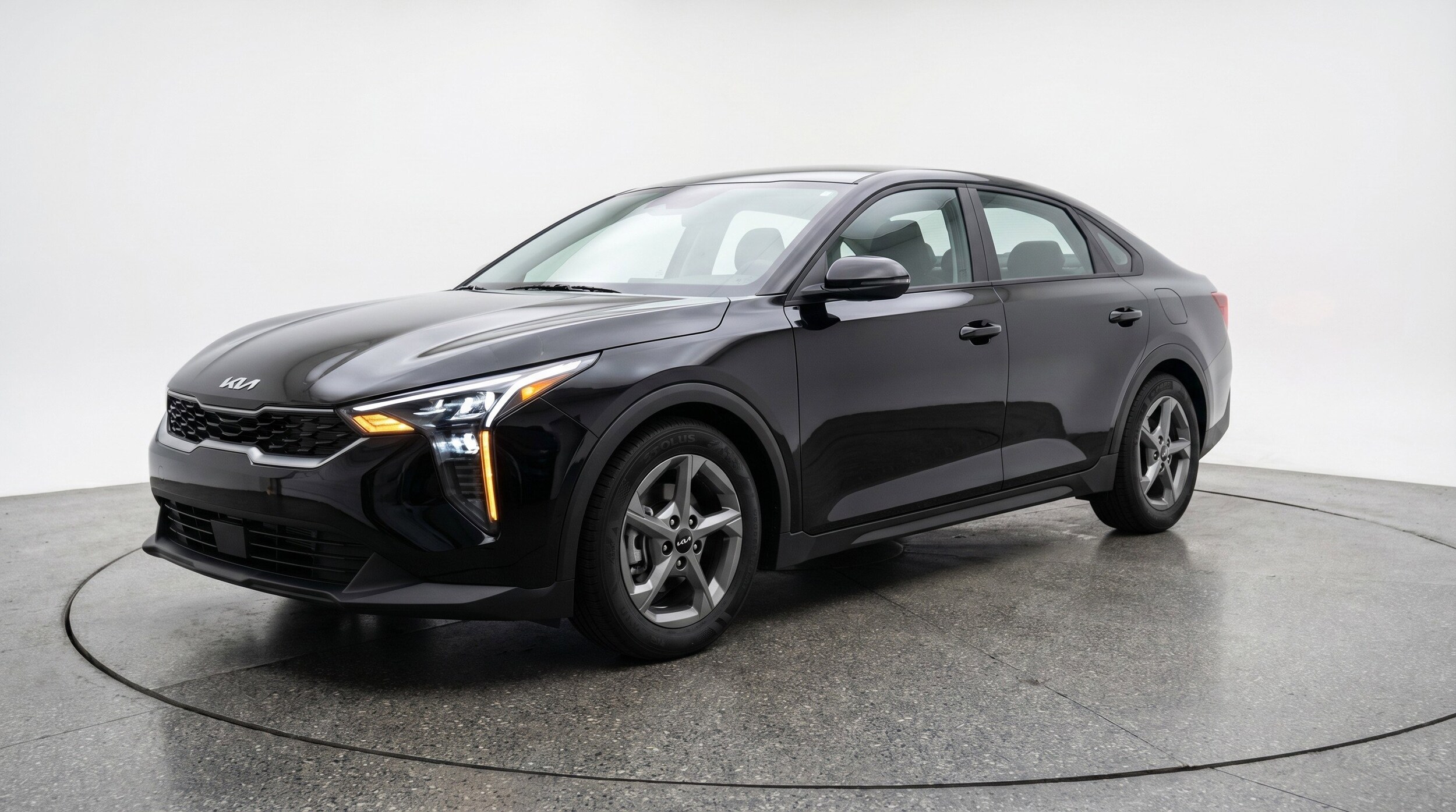 Thumbnail: 2025 Kia K4 - 3