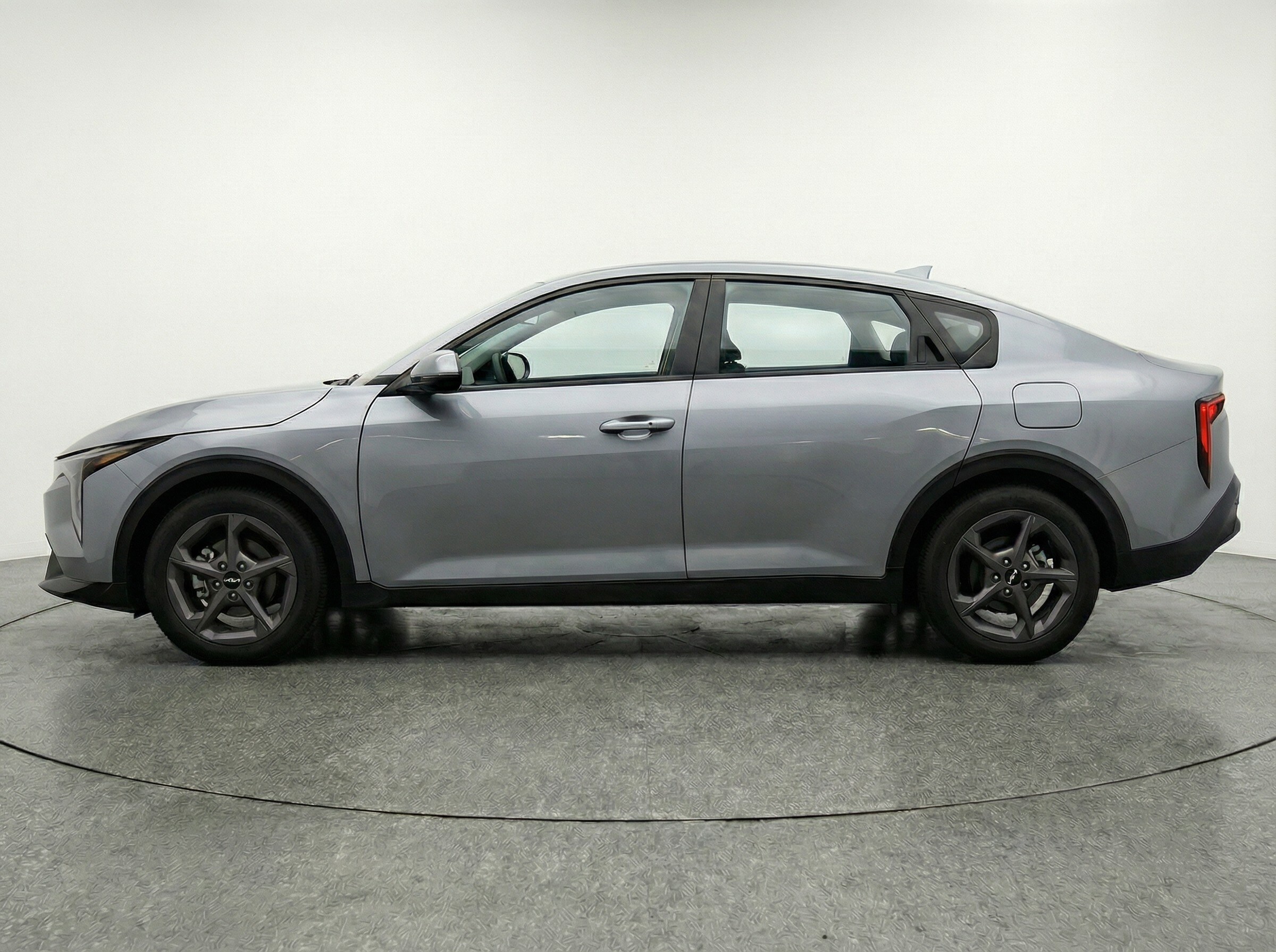 Thumbnail: 2025 Kia K4 - 4