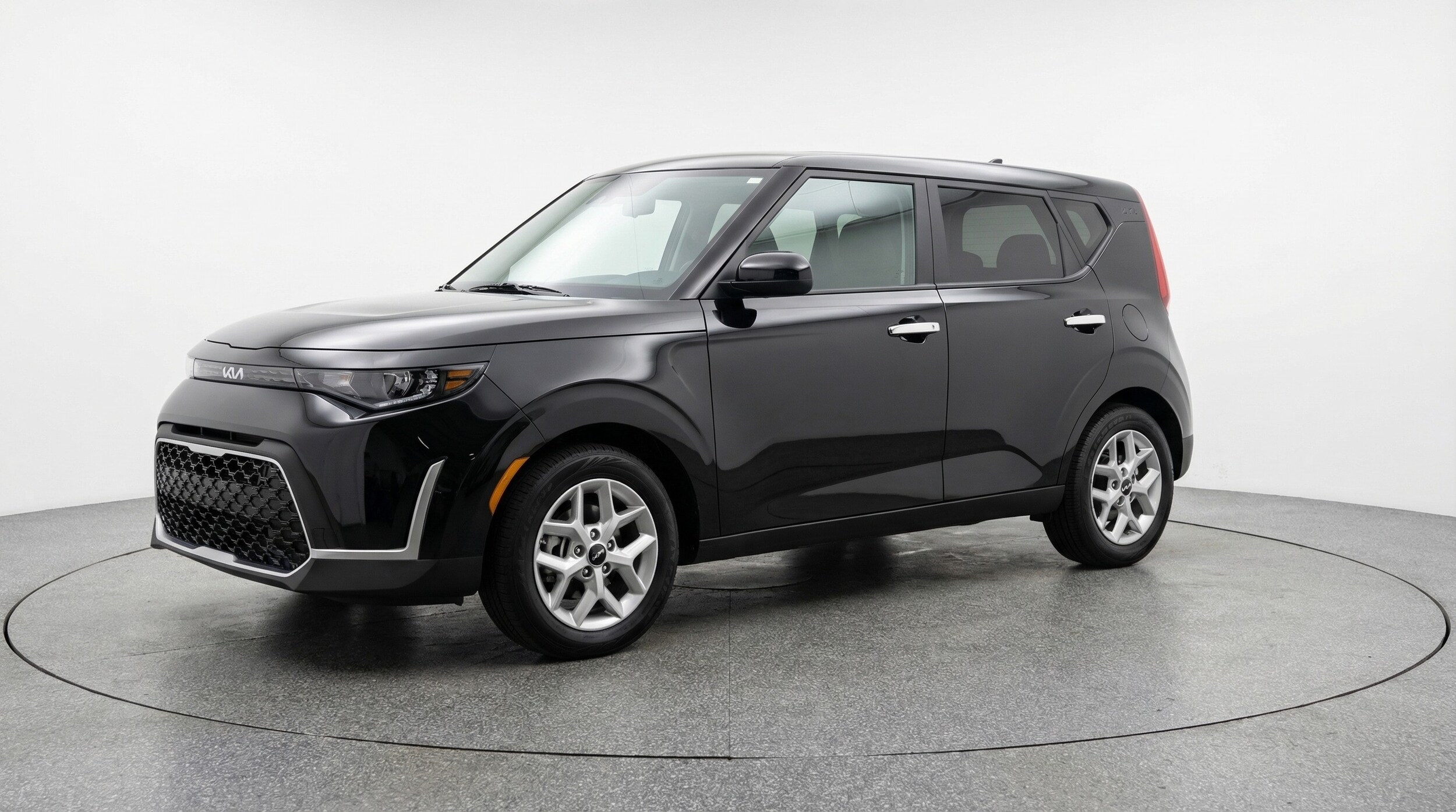 Thumbnail: 2025 Kia Soul - 3