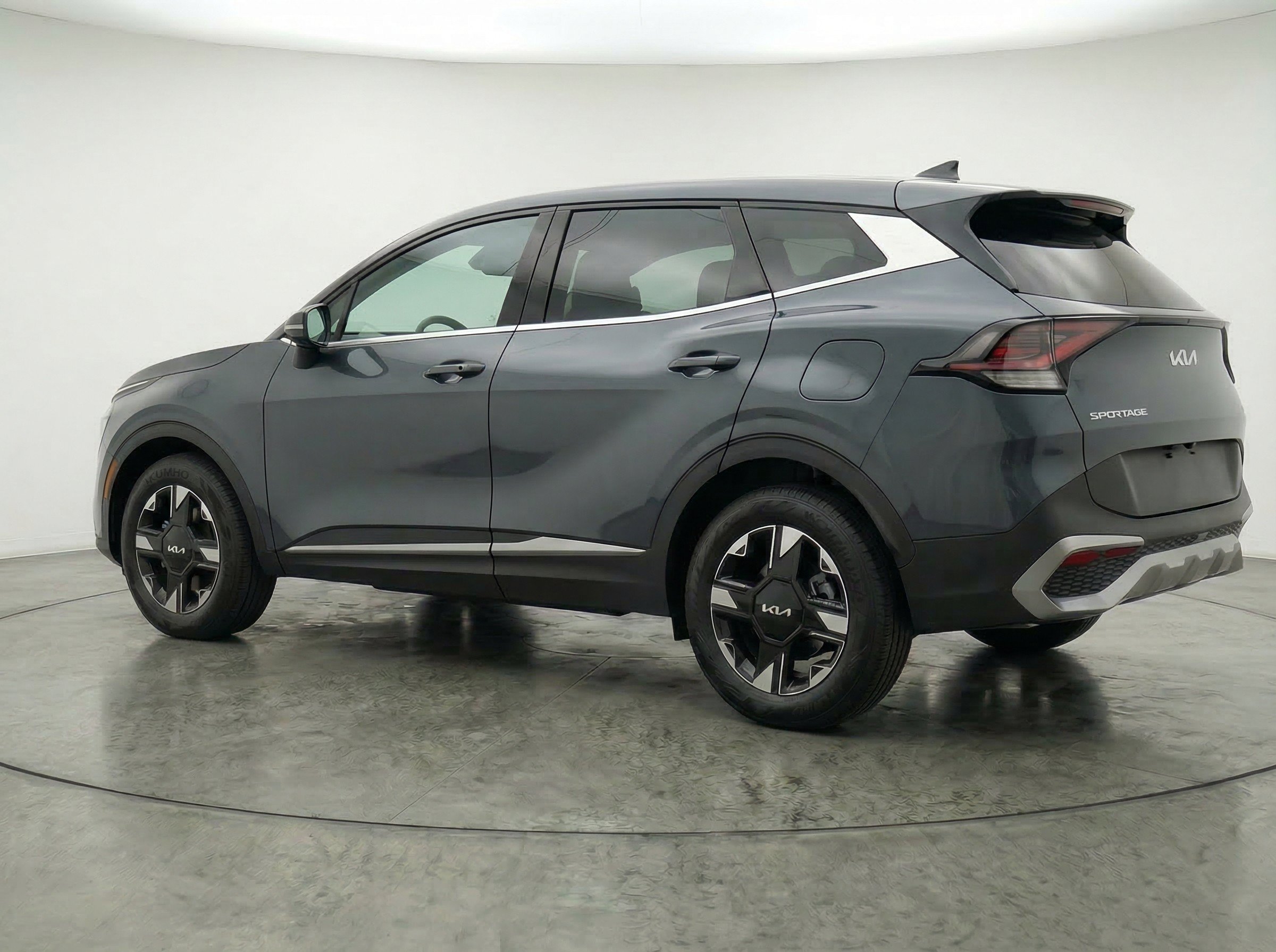 Thumbnail: 2026 Kia Sportage - 6