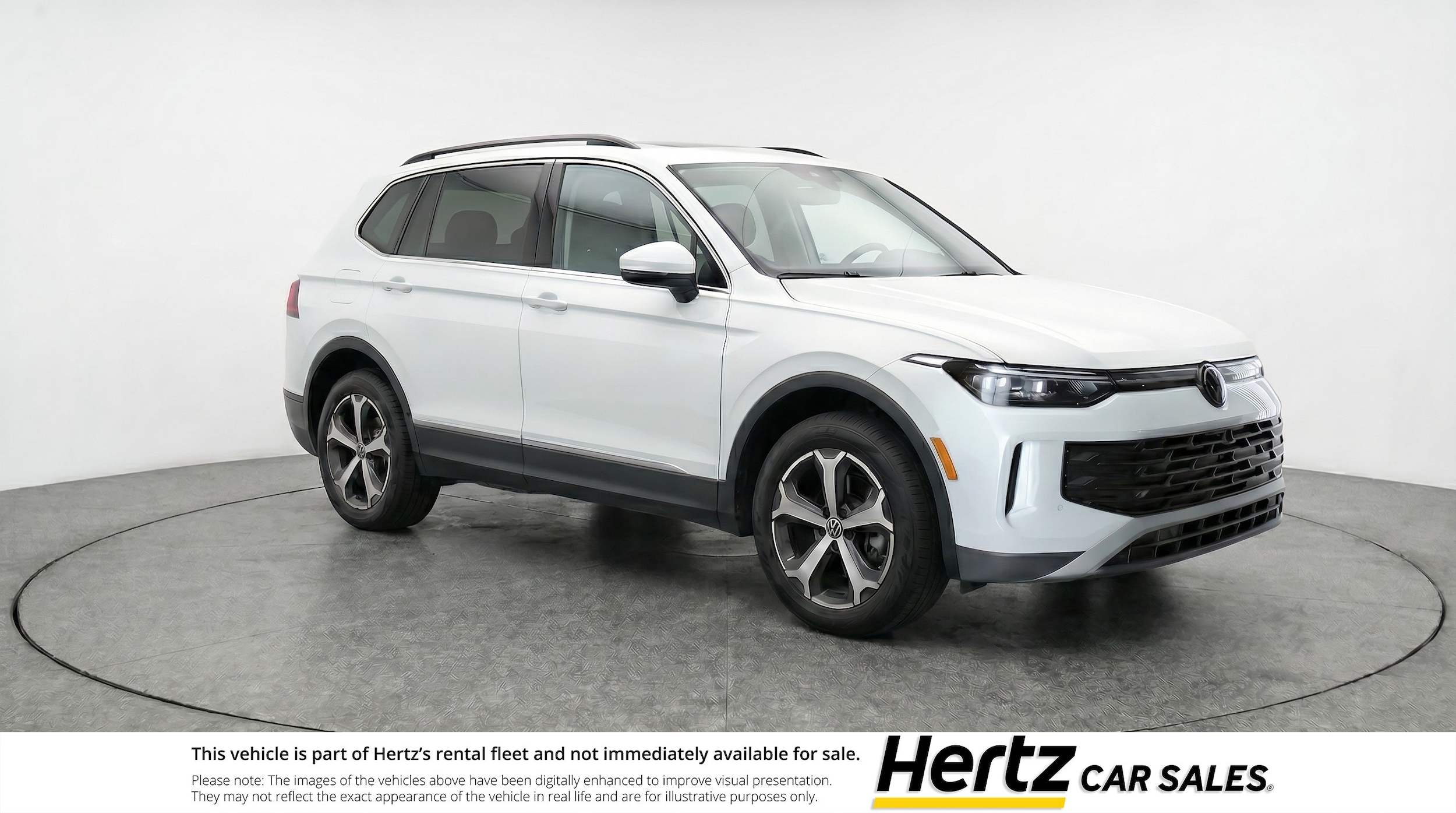 Thumbnail: 2026 Volkswagen Tiguan - 1