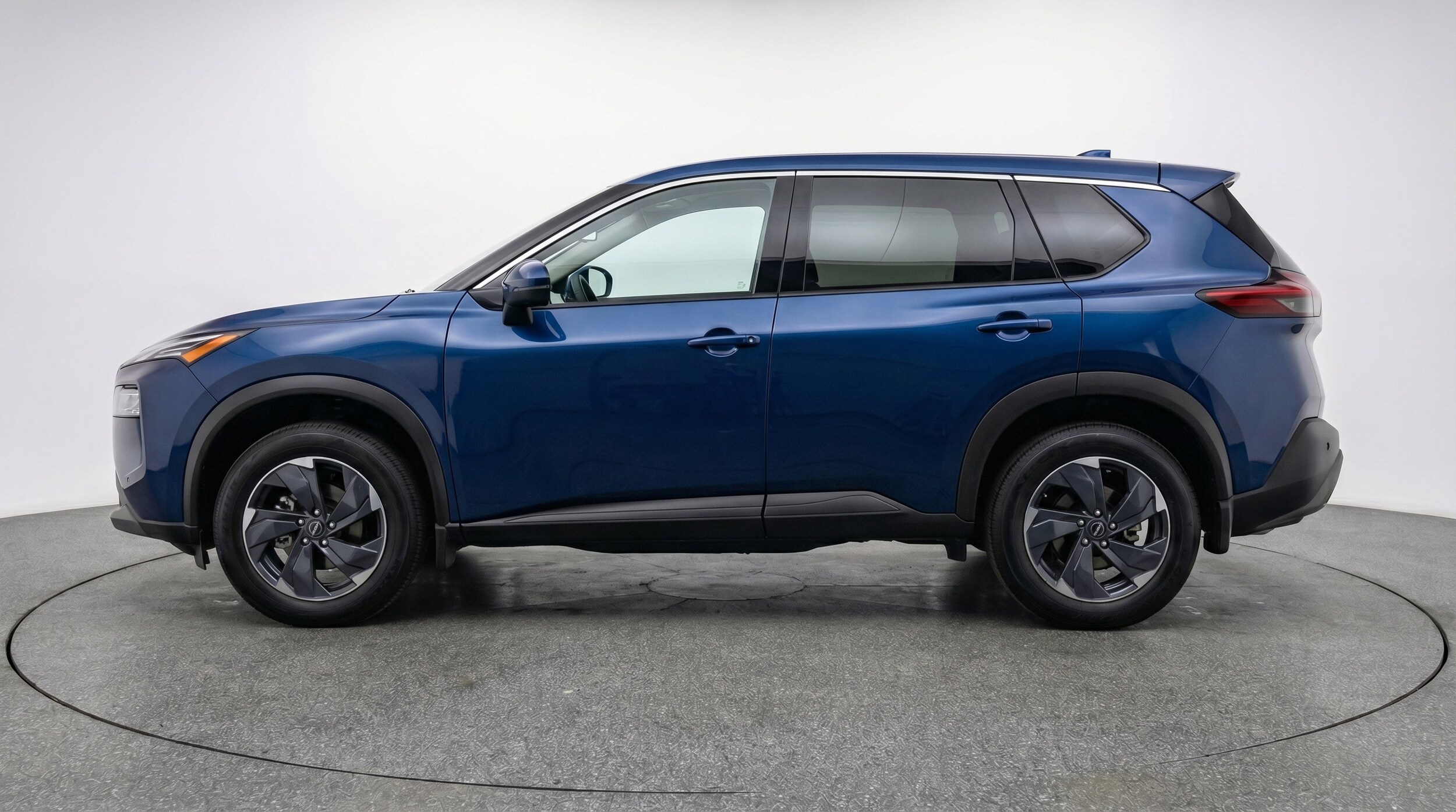 Thumbnail: 2025 Nissan Rogue - 5