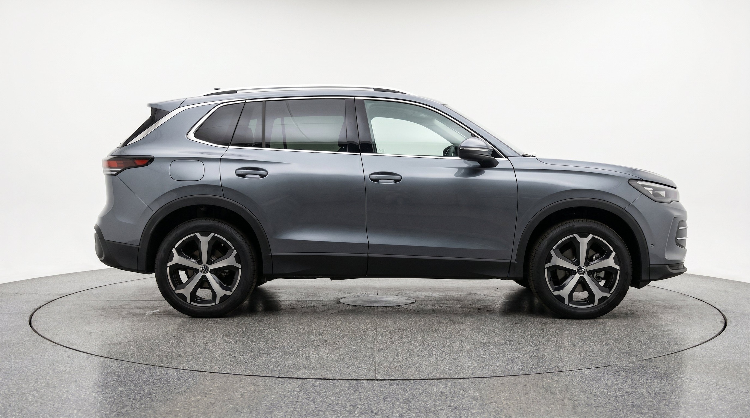 Thumbnail: 2026 Volkswagen Tiguan - 11
