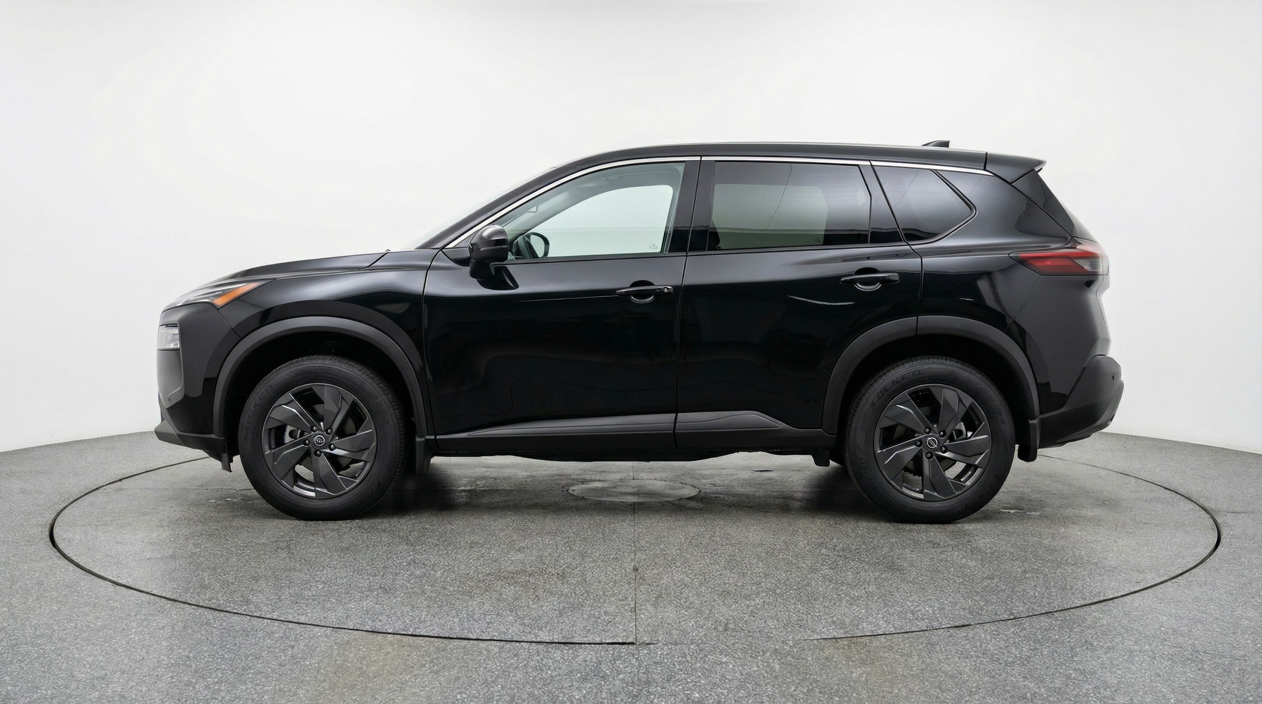 Thumbnail: 2025 Nissan Rogue - 4