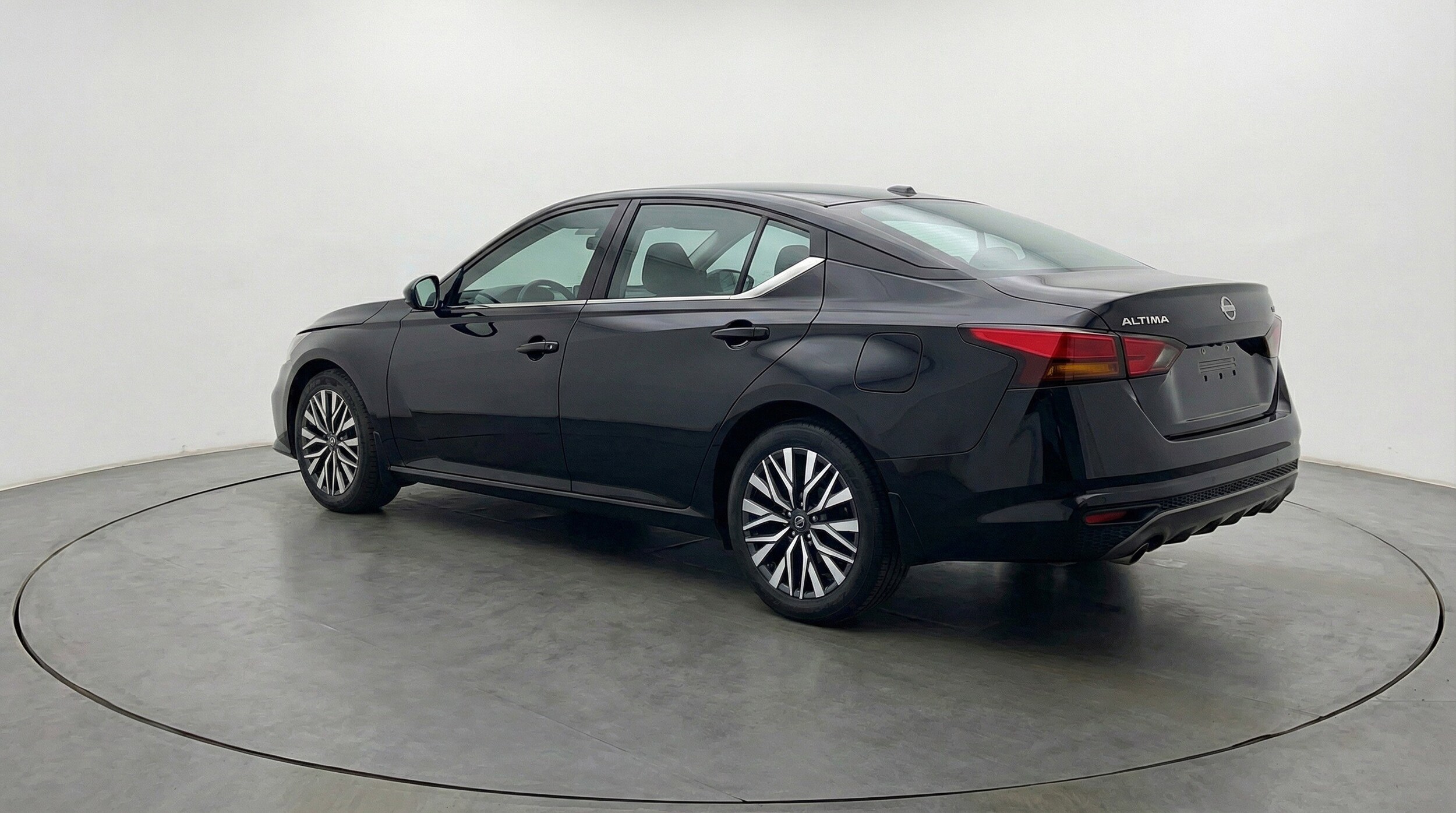 Thumbnail: 2025 Nissan Altima - 6