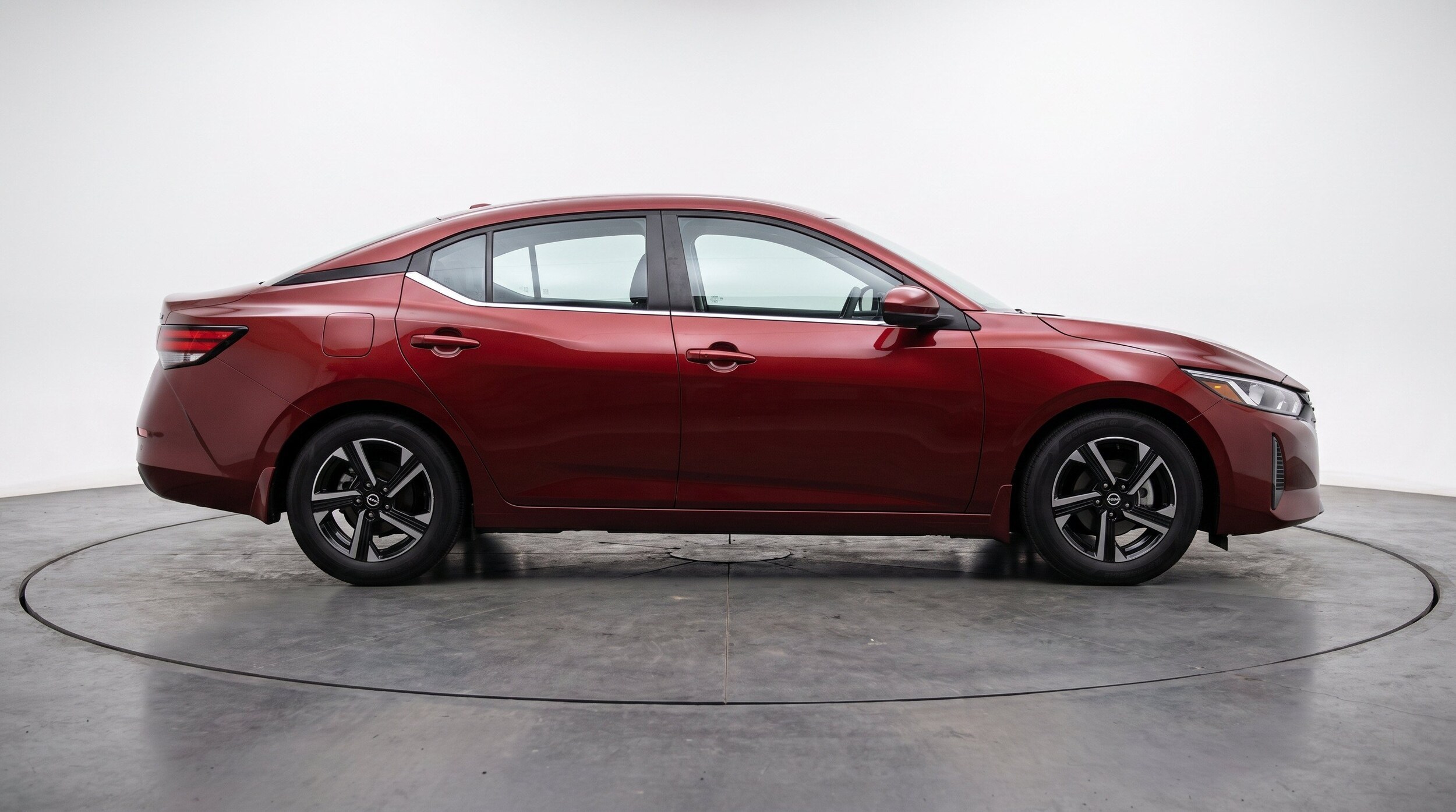 Thumbnail: 2025 Nissan Sentra - 11
