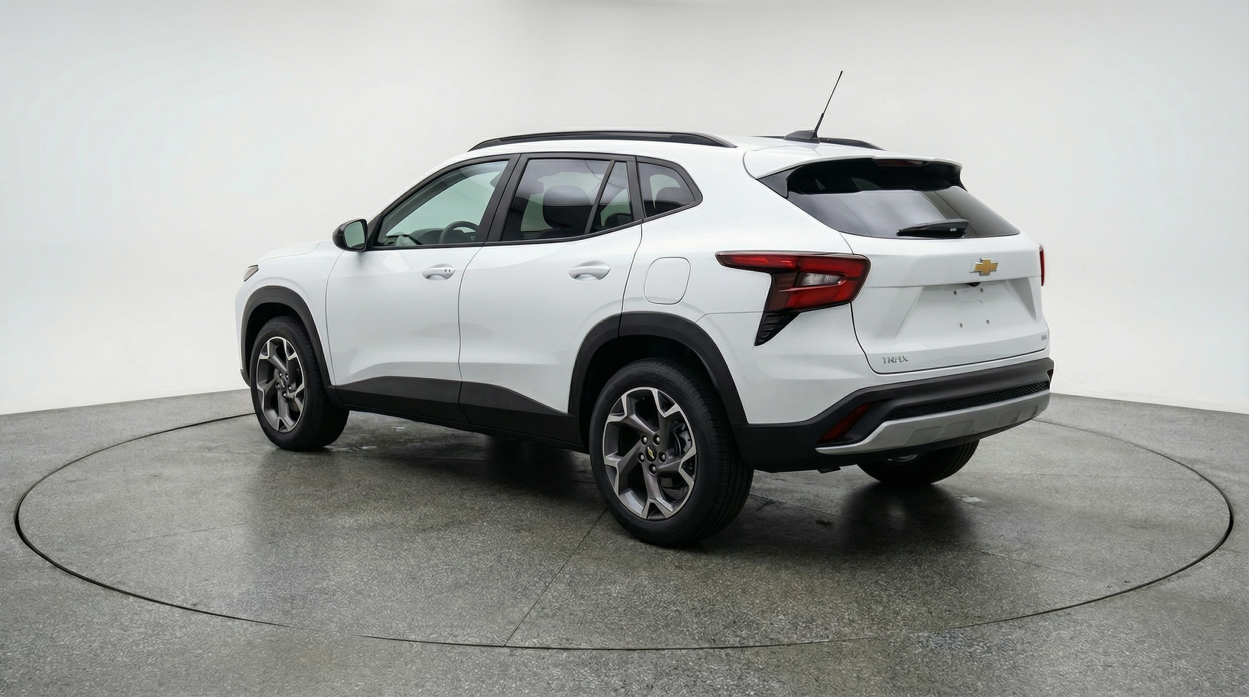 Thumbnail: 2025 Chevrolet Trax - 5