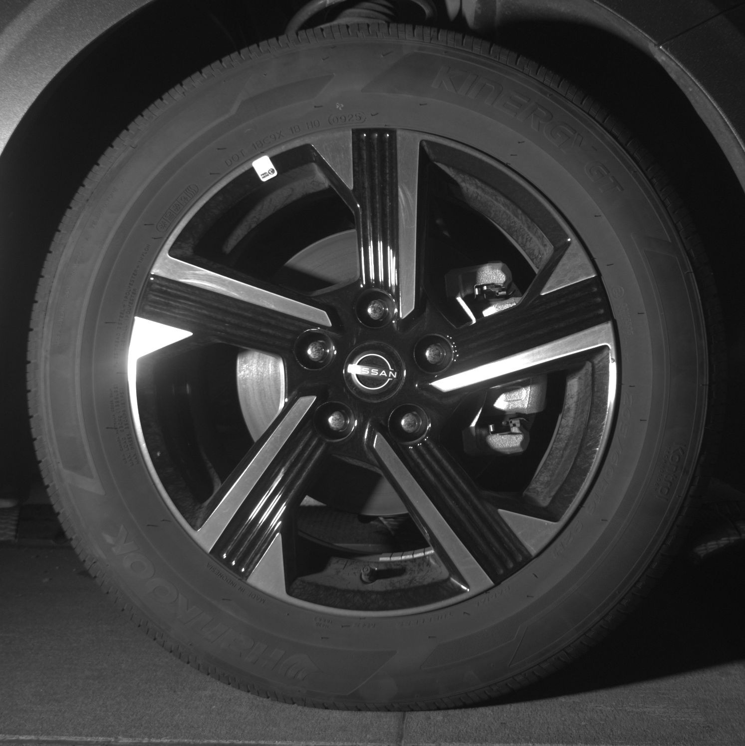 Thumbnail: 2025 Nissan Sentra - 10