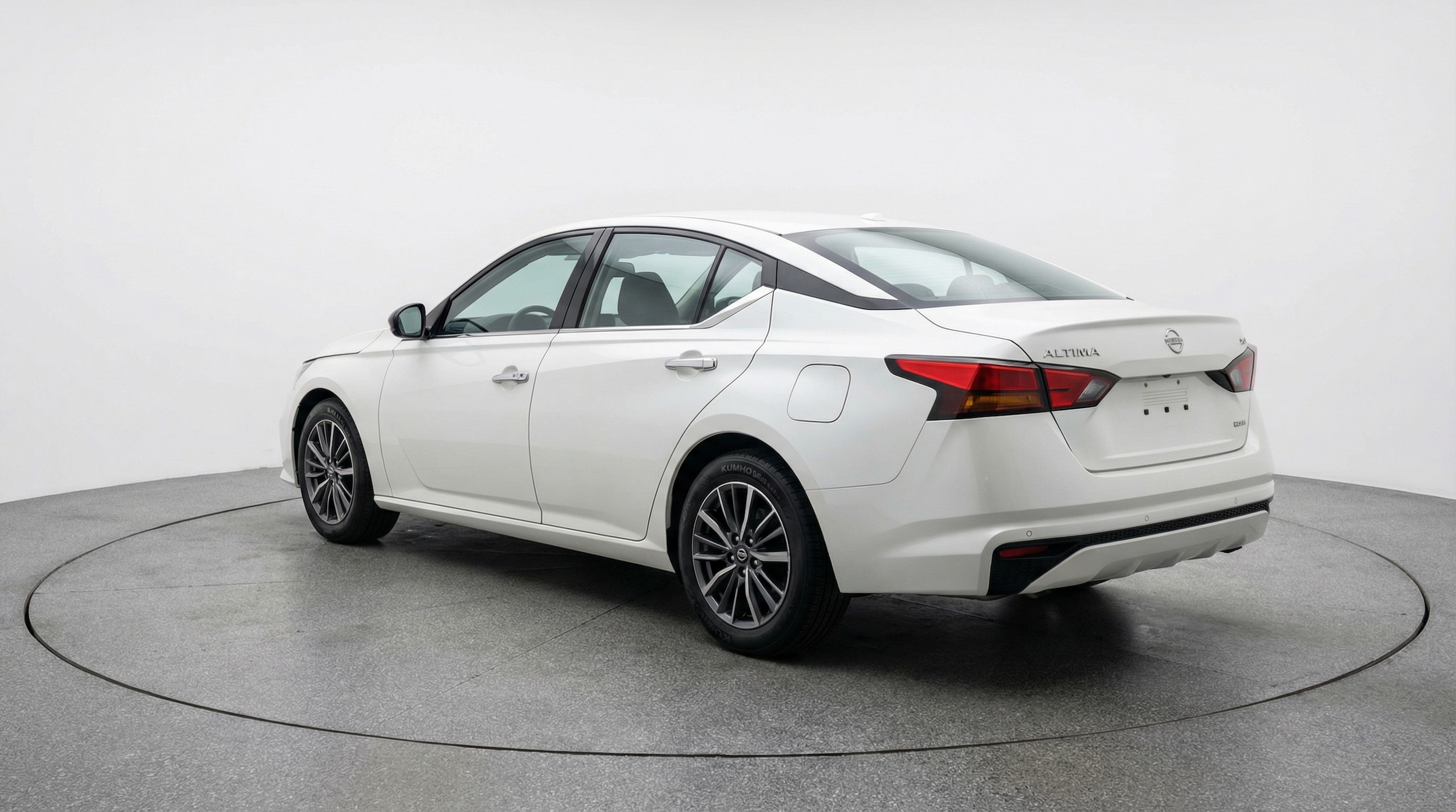 Thumbnail: 2025 Nissan Altima - 5