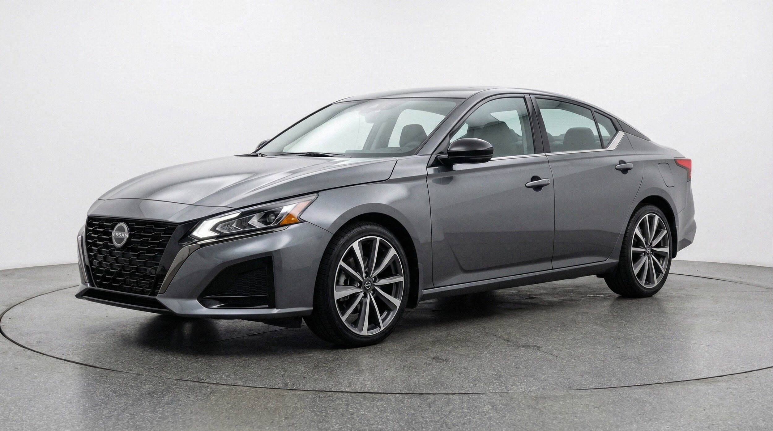 Thumbnail: 2025 Nissan Altima - 3