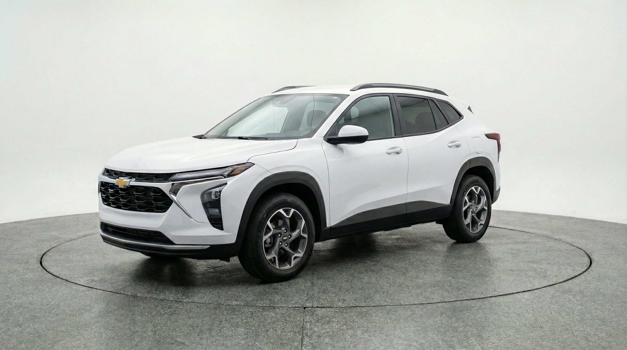 Thumbnail: 2025 Chevrolet Trax - 3