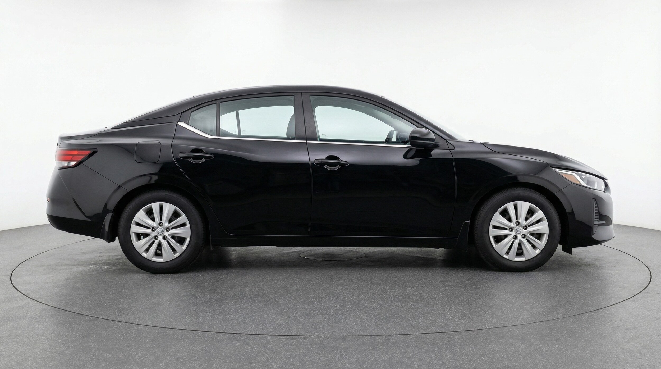 Thumbnail: 2025 Nissan Sentra - 8