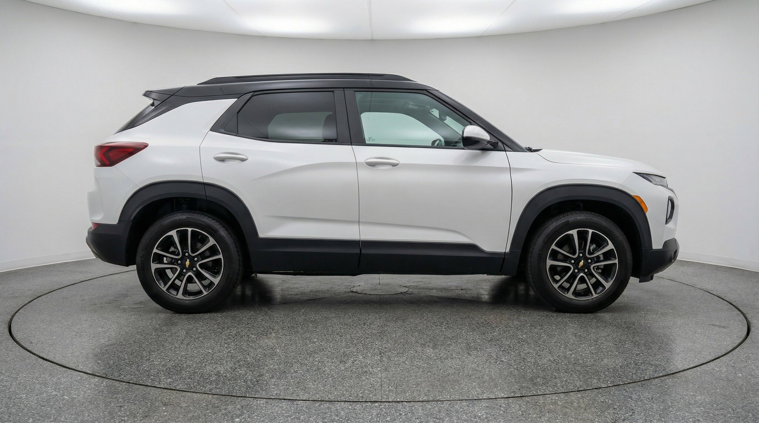 Thumbnail: 2025 Chevrolet TrailBlazer - 11