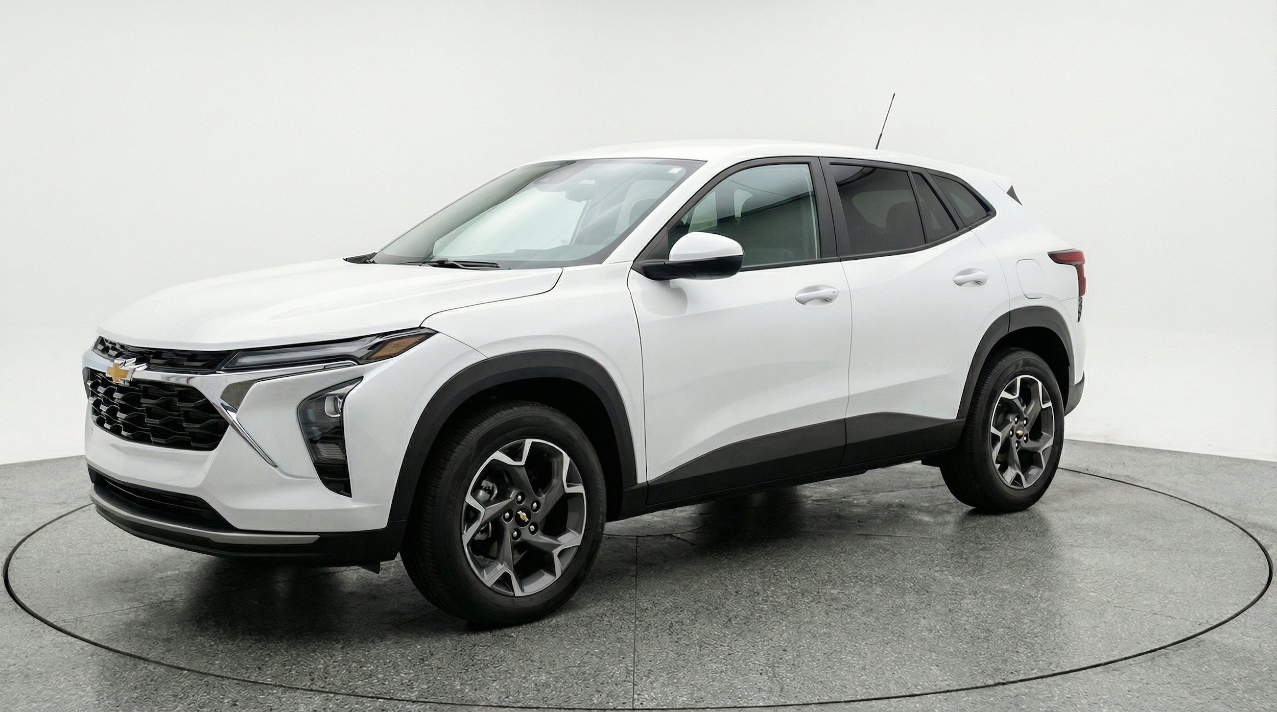 Thumbnail: 2025 Chevrolet Trax - 3