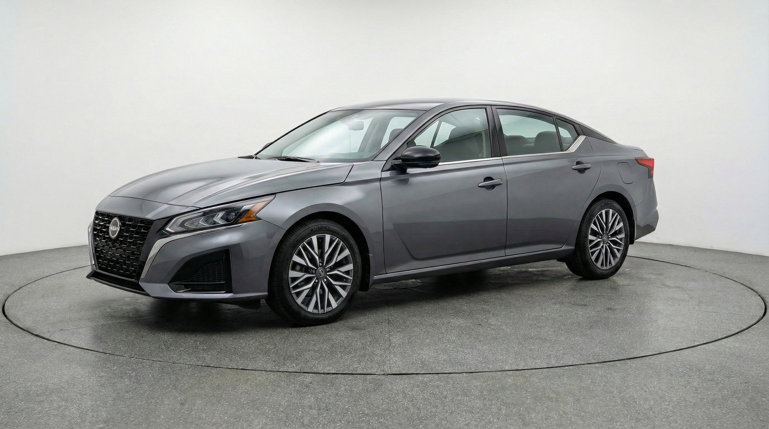 Thumbnail: 2025 Nissan Altima - 3