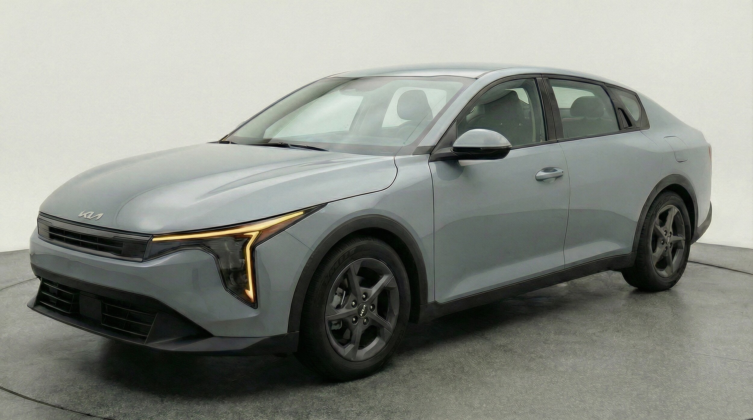 Thumbnail: 2025 Kia K4 - 3