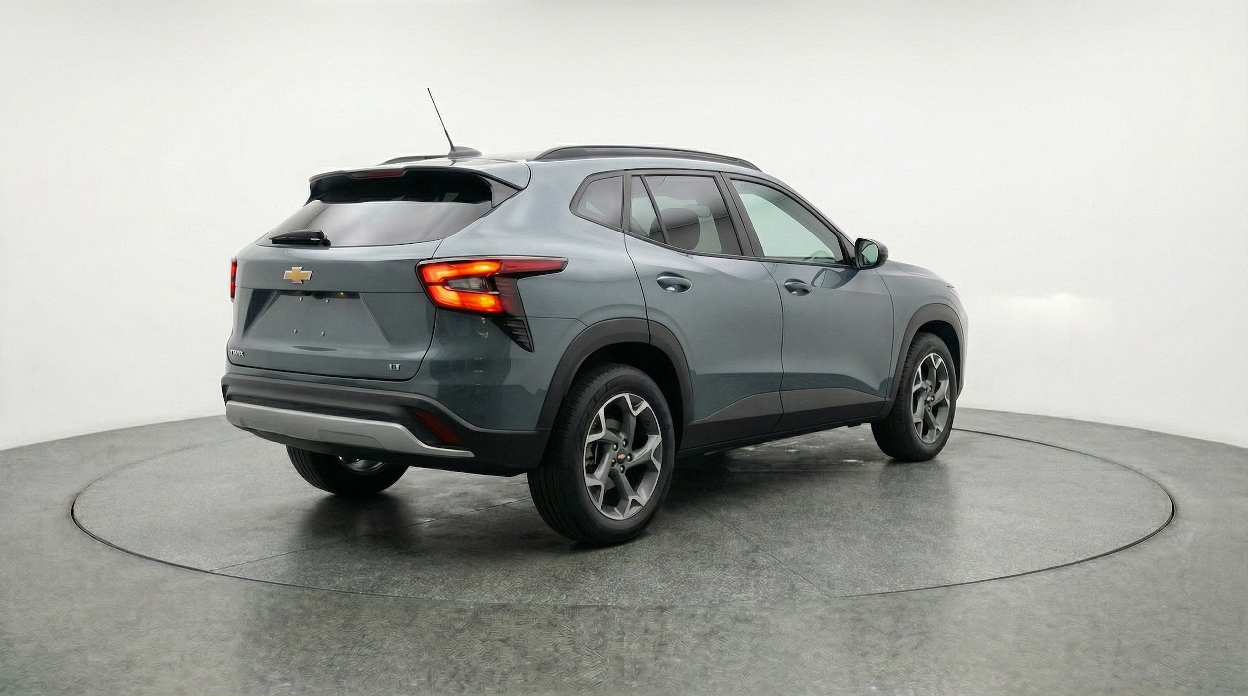 Thumbnail: 2025 Chevrolet Trax - 9