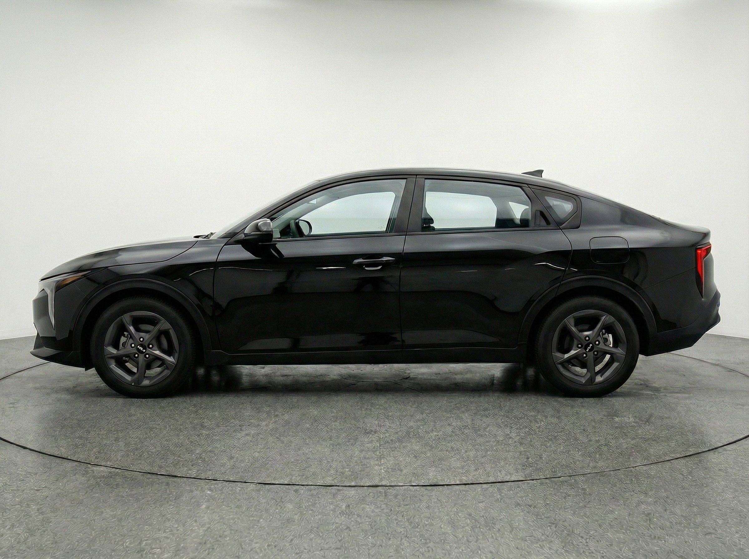 Thumbnail: 2025 Kia K4 - 5