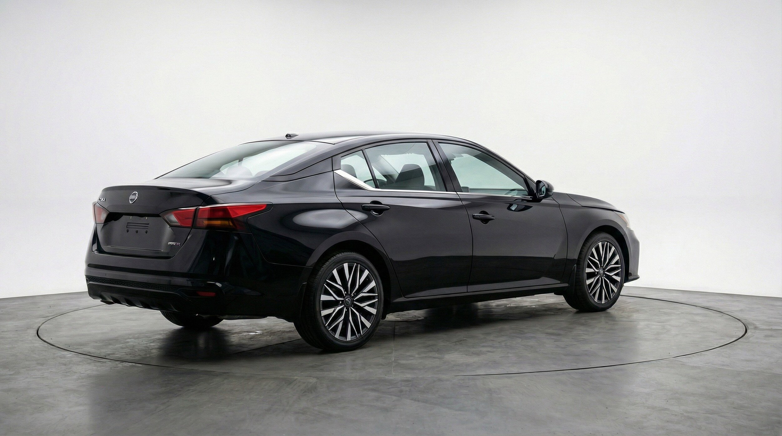 Thumbnail: 2025 Nissan Altima - 9