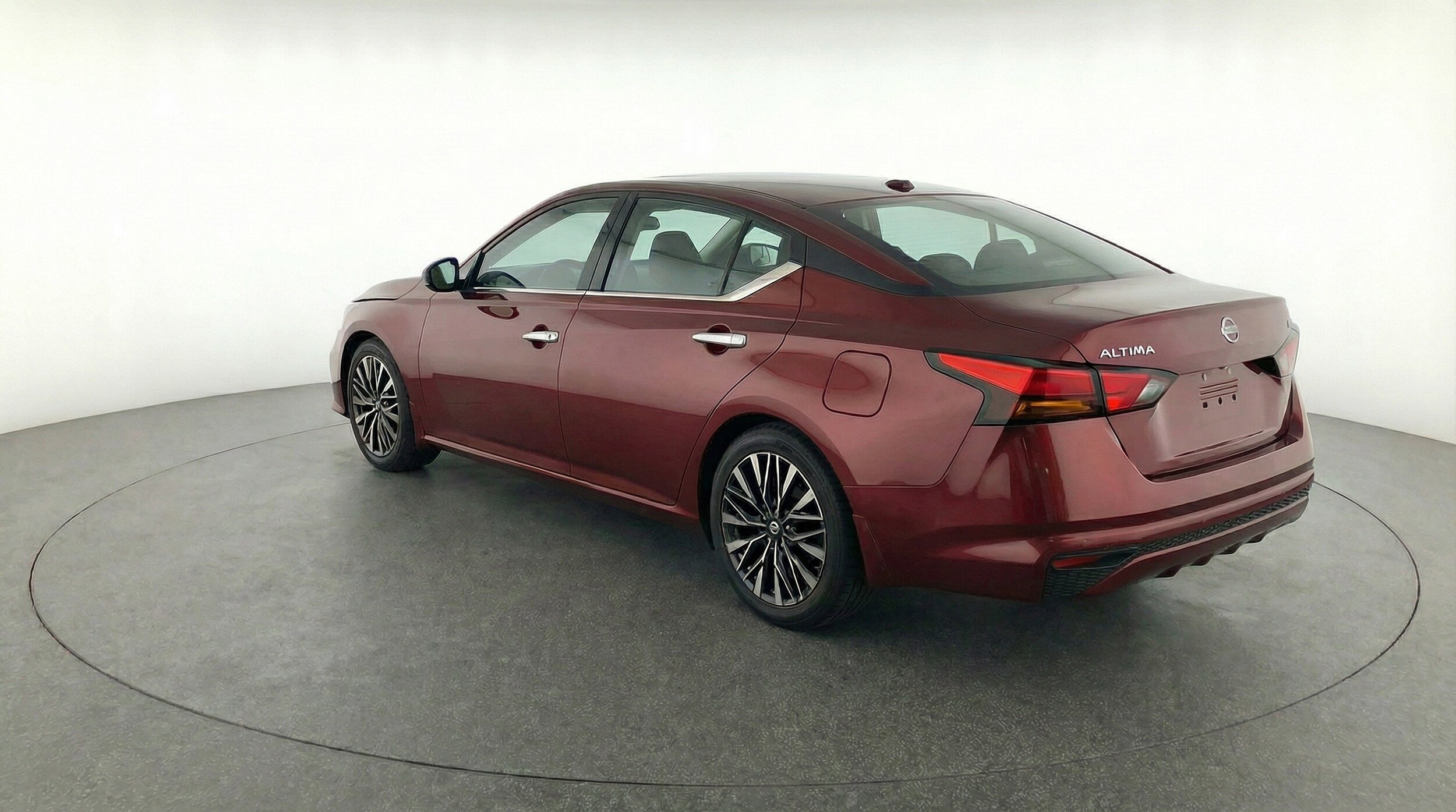 Thumbnail: 2025 Nissan Altima - 6