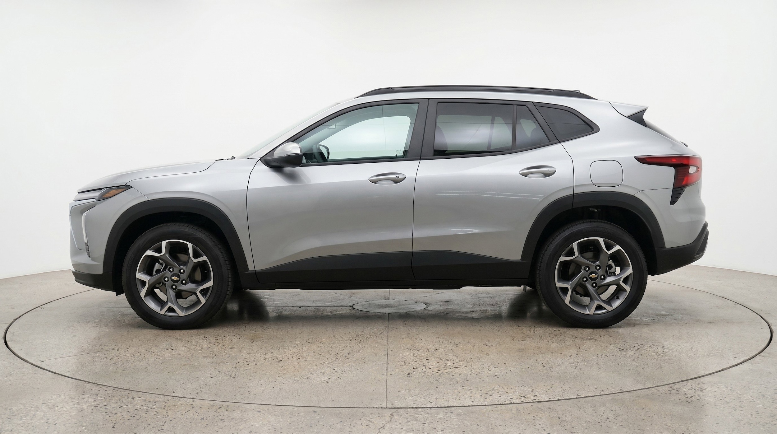 Thumbnail: 2025 Chevrolet Trax - 5