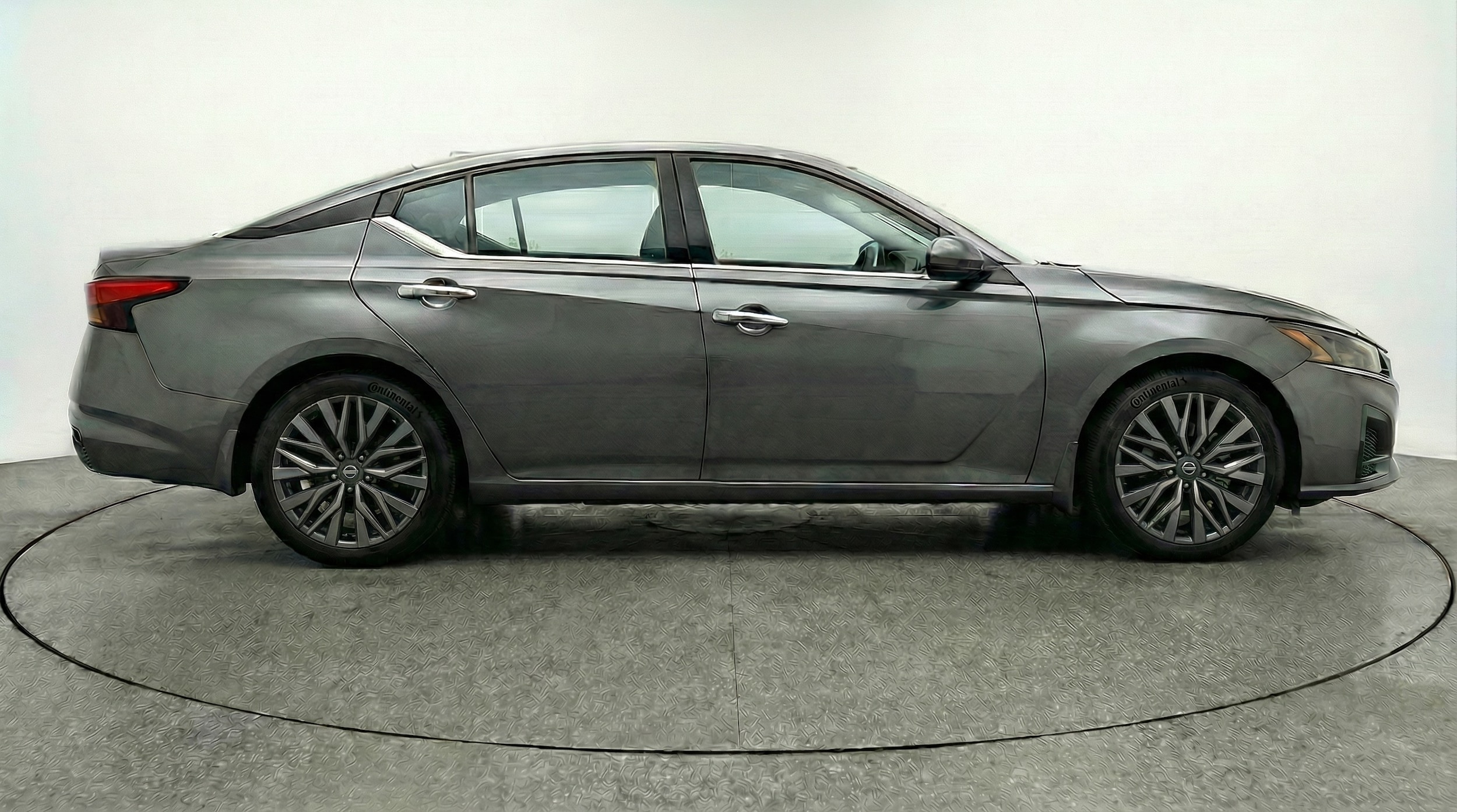 Thumbnail: 2025 Nissan Altima - 8