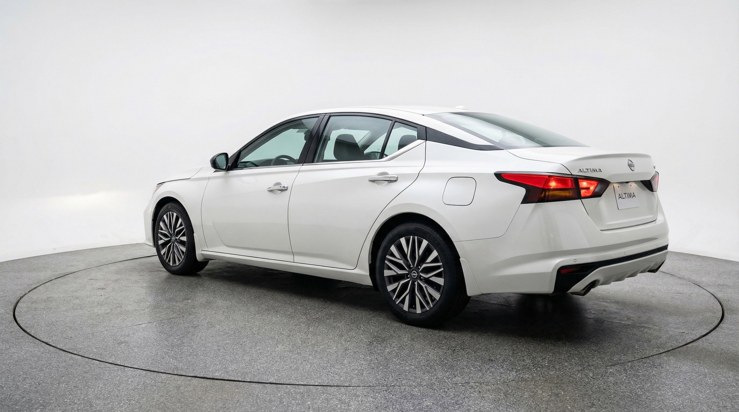 Thumbnail: 2025 Nissan Altima - 6