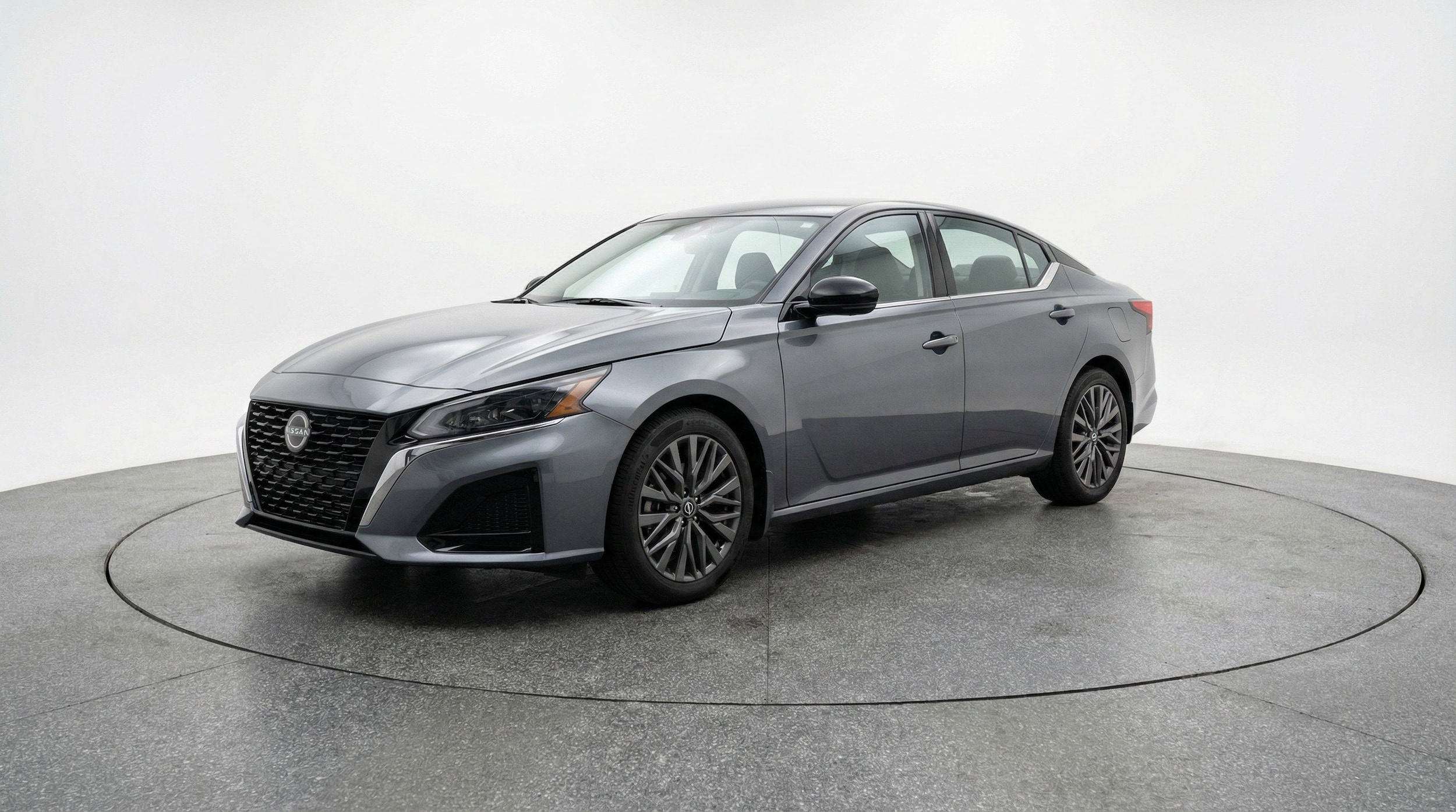 Thumbnail: 2025 Nissan Altima - 3