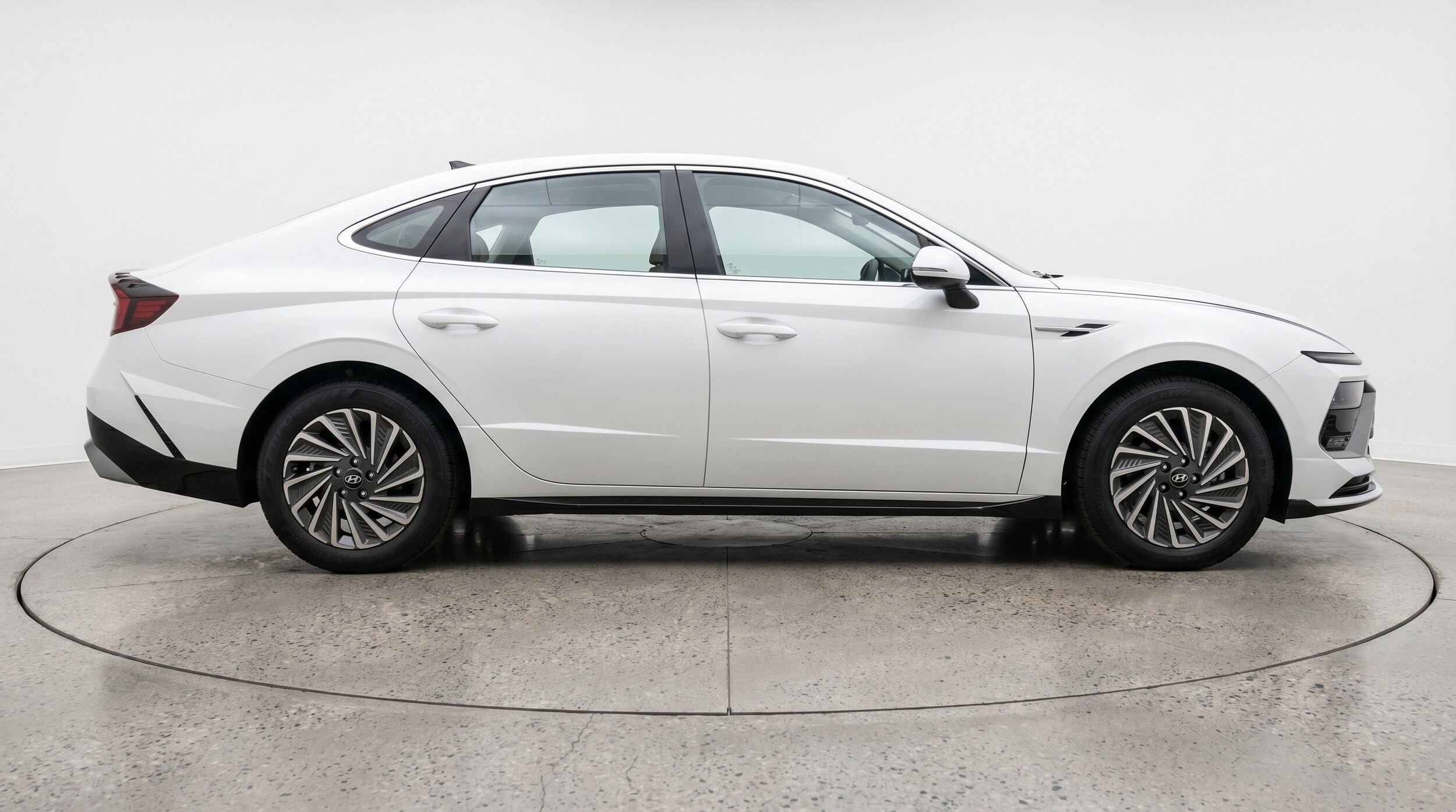 Thumbnail: 2025 Hyundai Sonata - 11