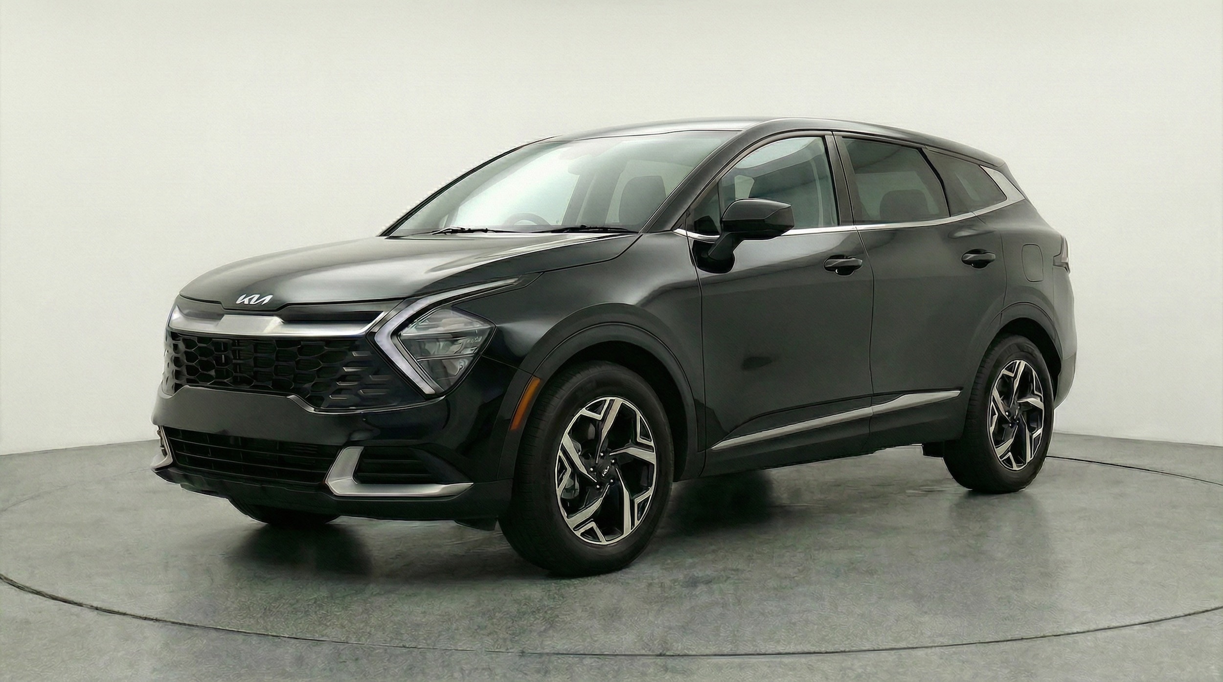 Thumbnail: 2025 Kia Sportage - 3