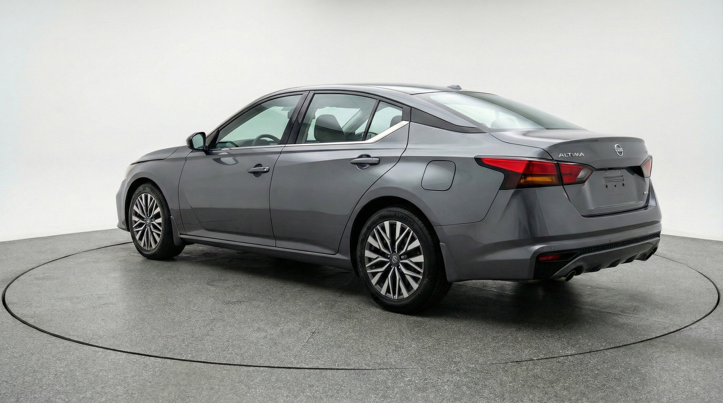 Thumbnail: 2025 Nissan Altima - 6