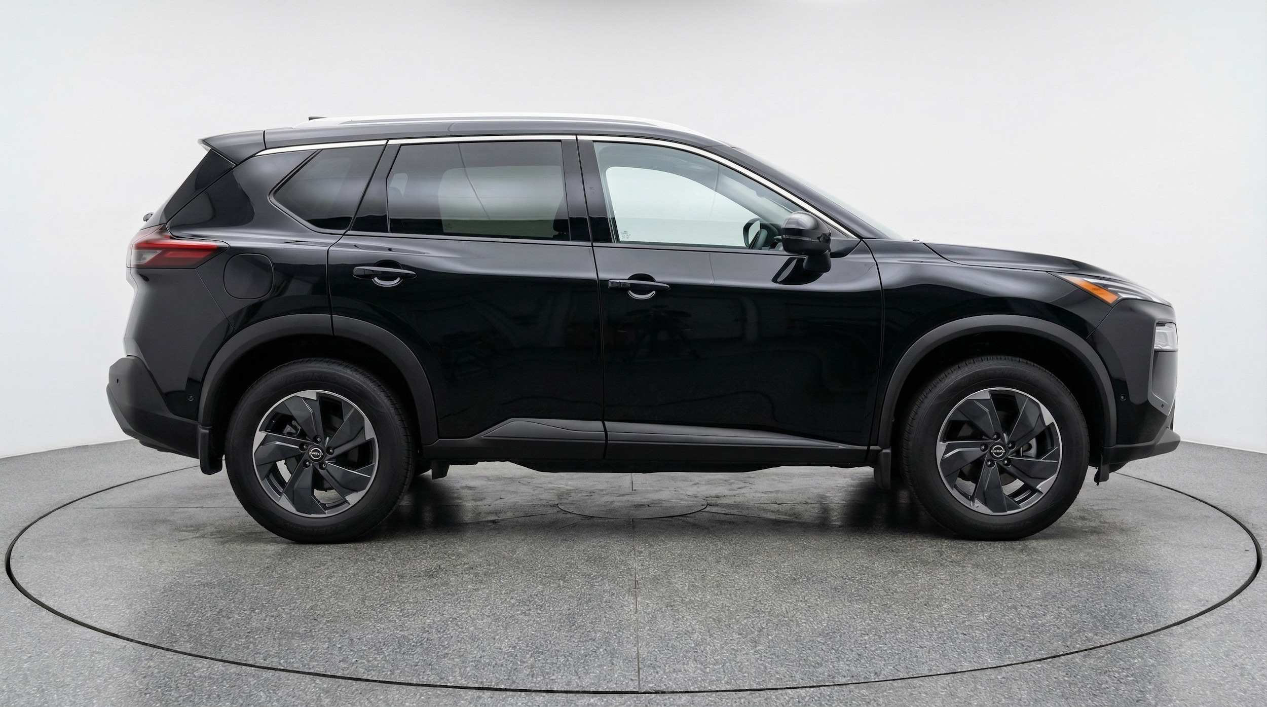 Thumbnail: 2025 Nissan Rogue - 8