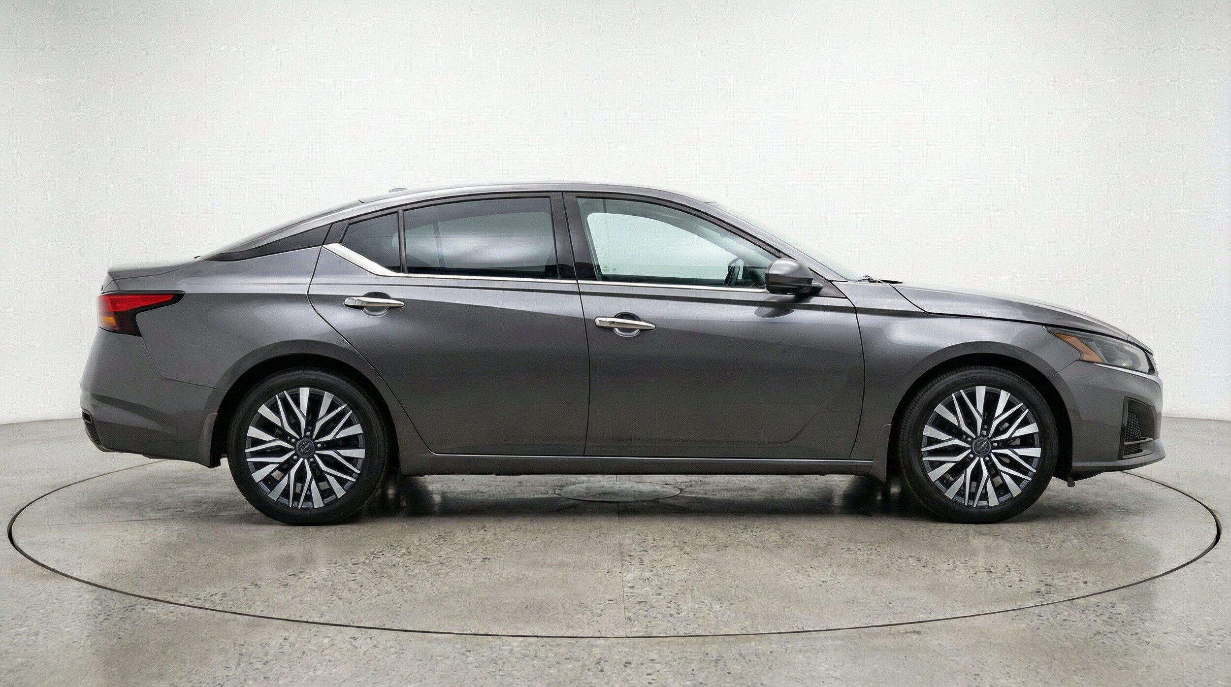Thumbnail: 2025 Nissan Altima - 11