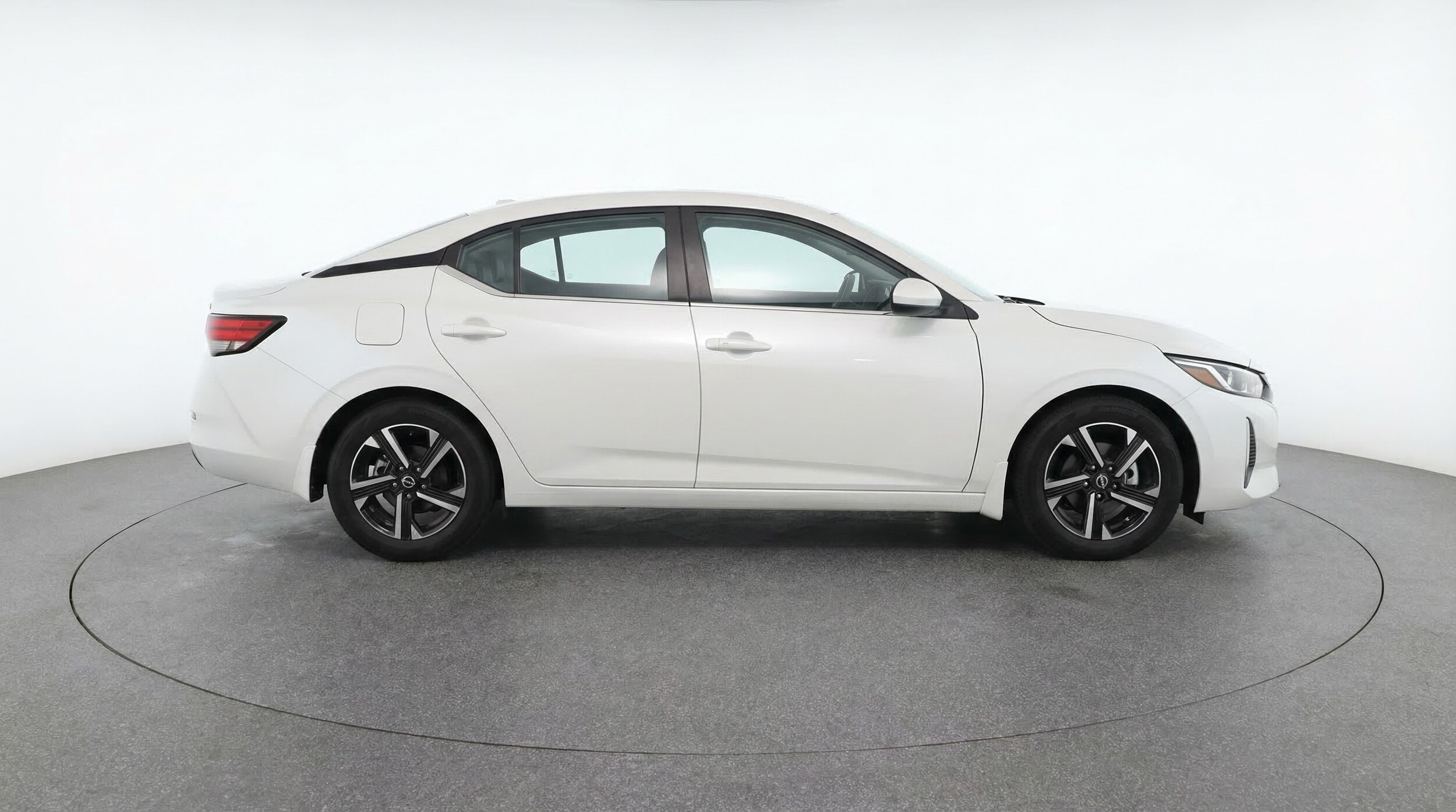 Thumbnail: 2025 Nissan Sentra - 8