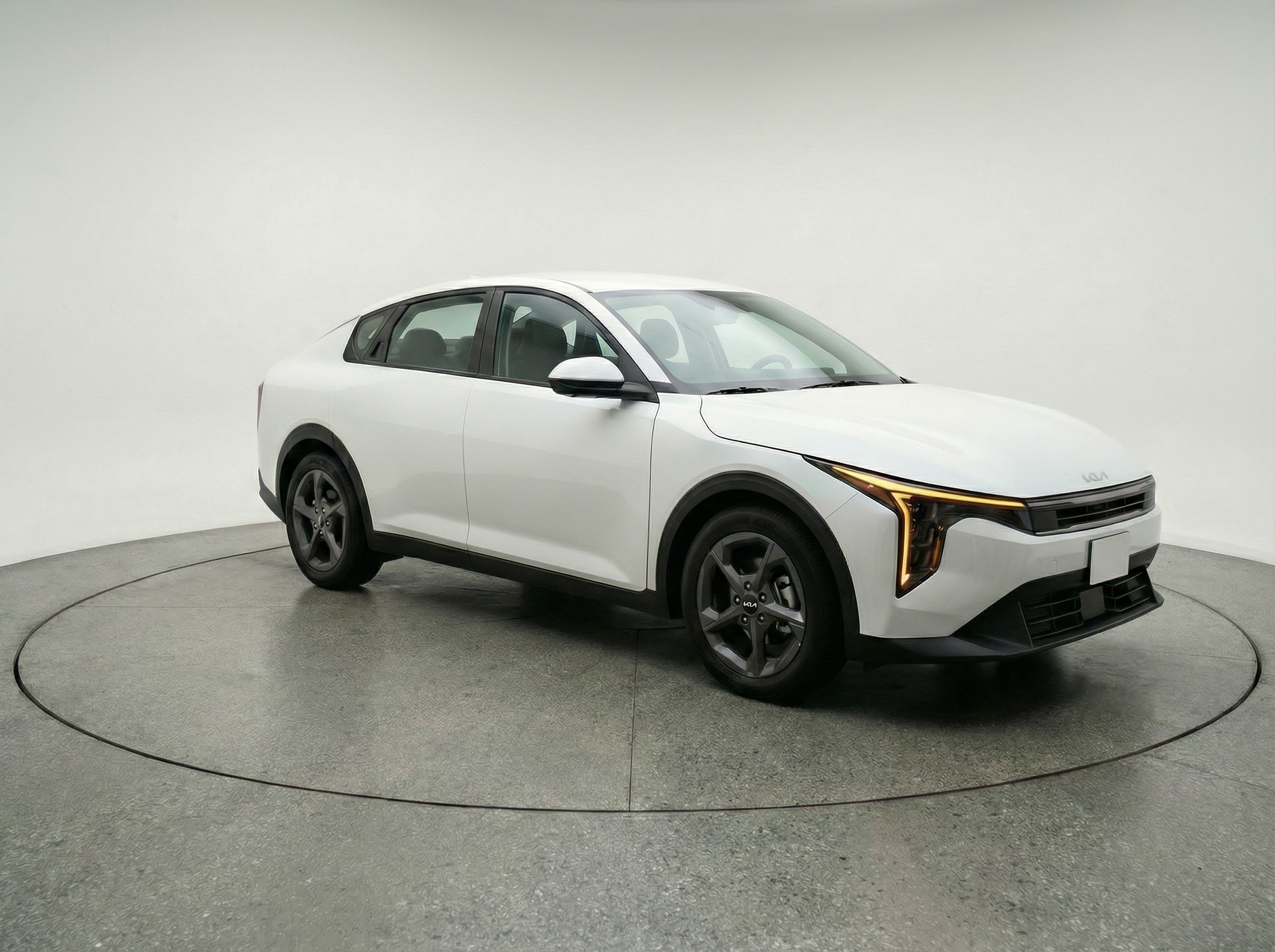 Thumbnail: 2025 Kia K4 - 1