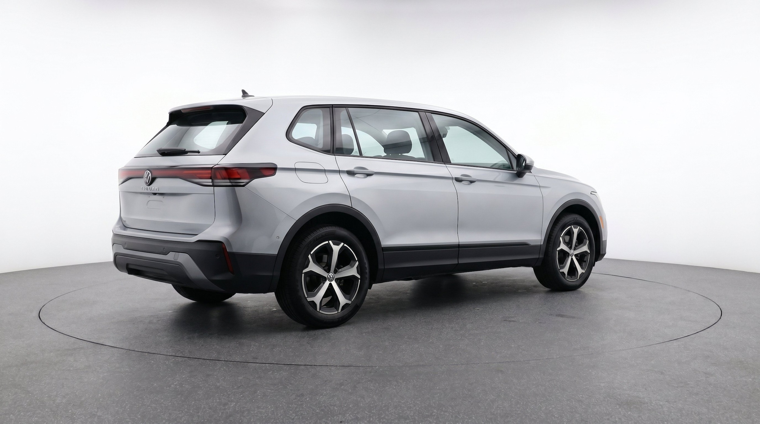 Thumbnail: 2026 Volkswagen Tiguan - 9