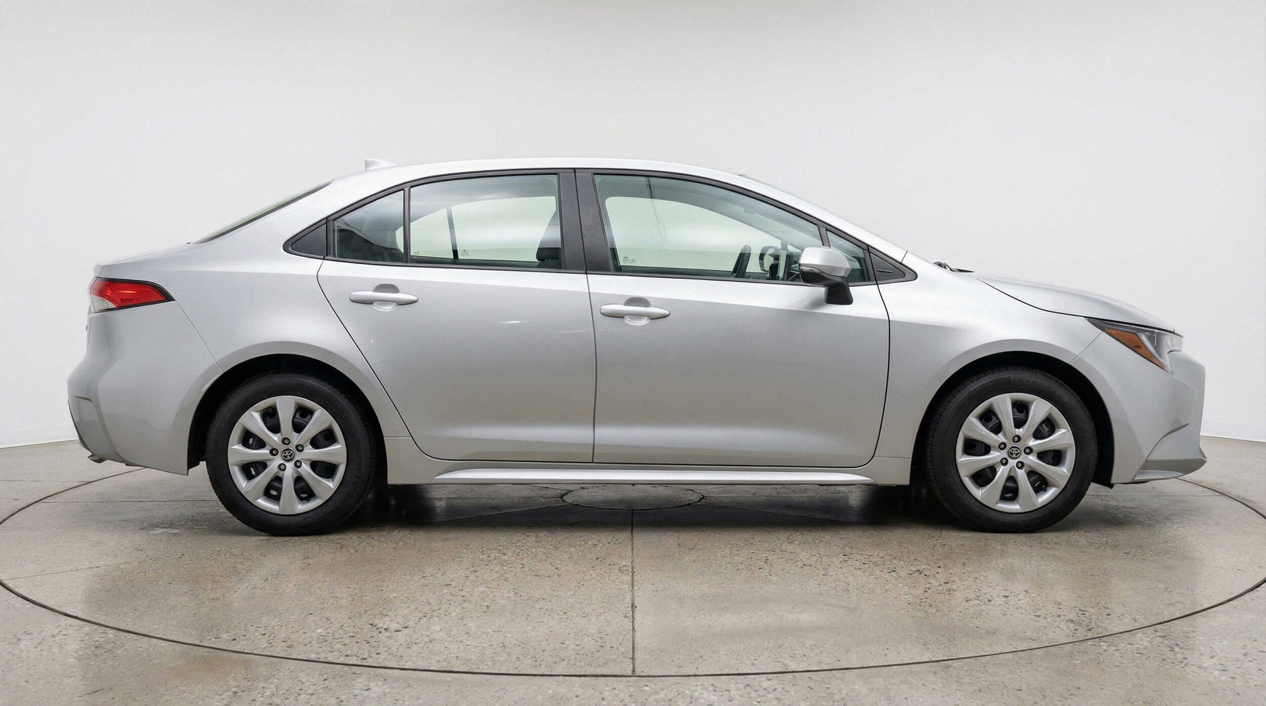 Thumbnail: 2025 Toyota Corolla - 11