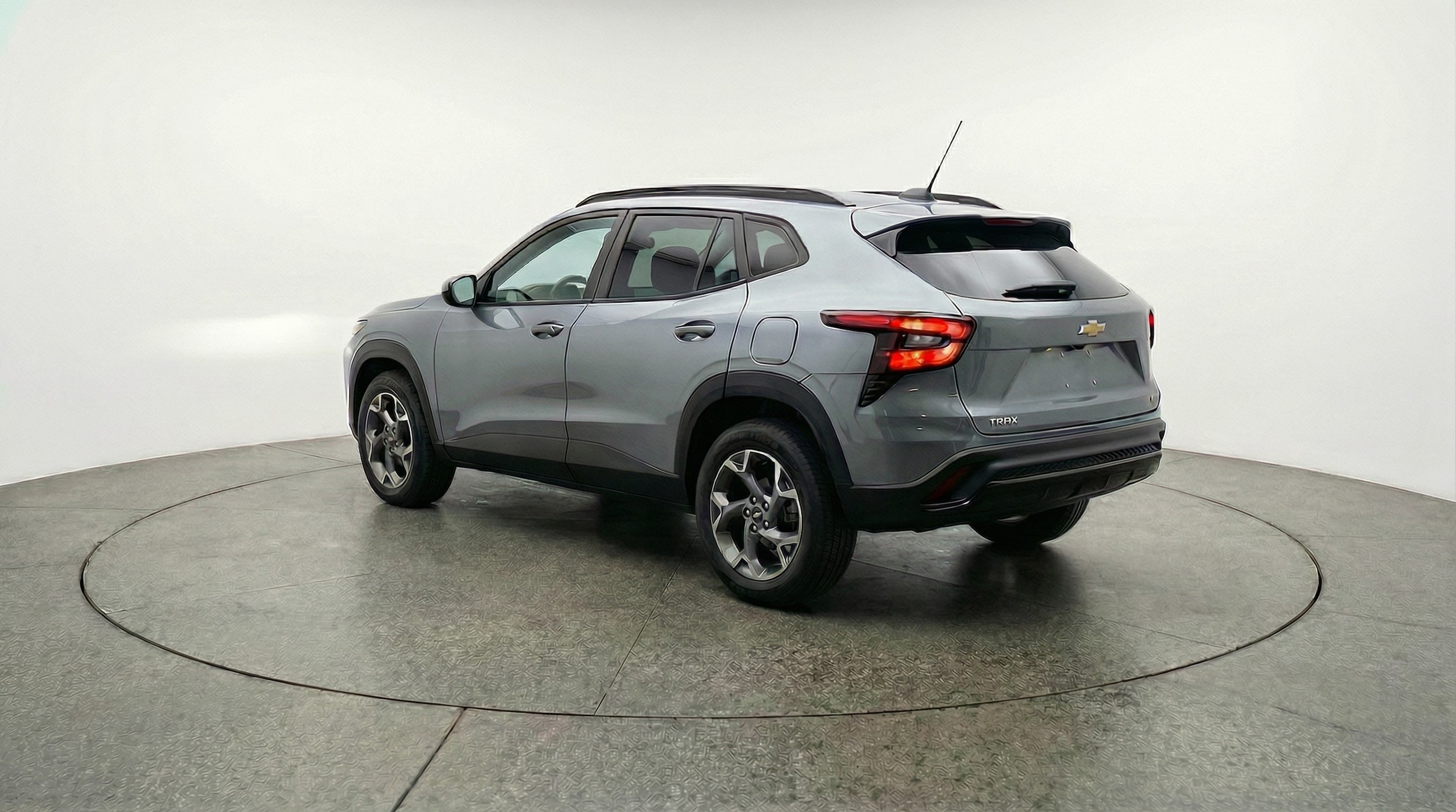 Thumbnail: 2025 Chevrolet Trax - 5